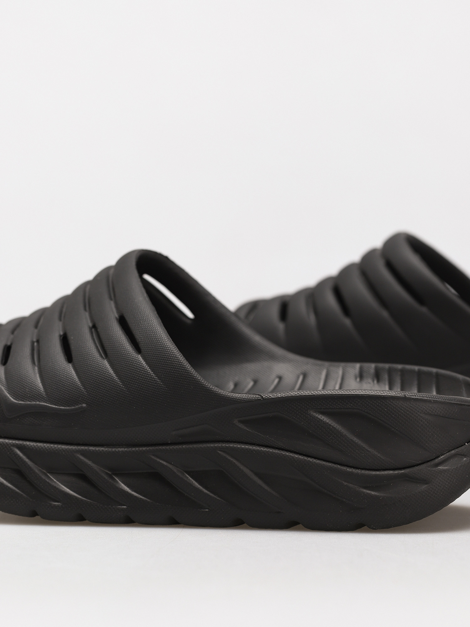 Papuci Hoka One One Ora Recovery (black/black)