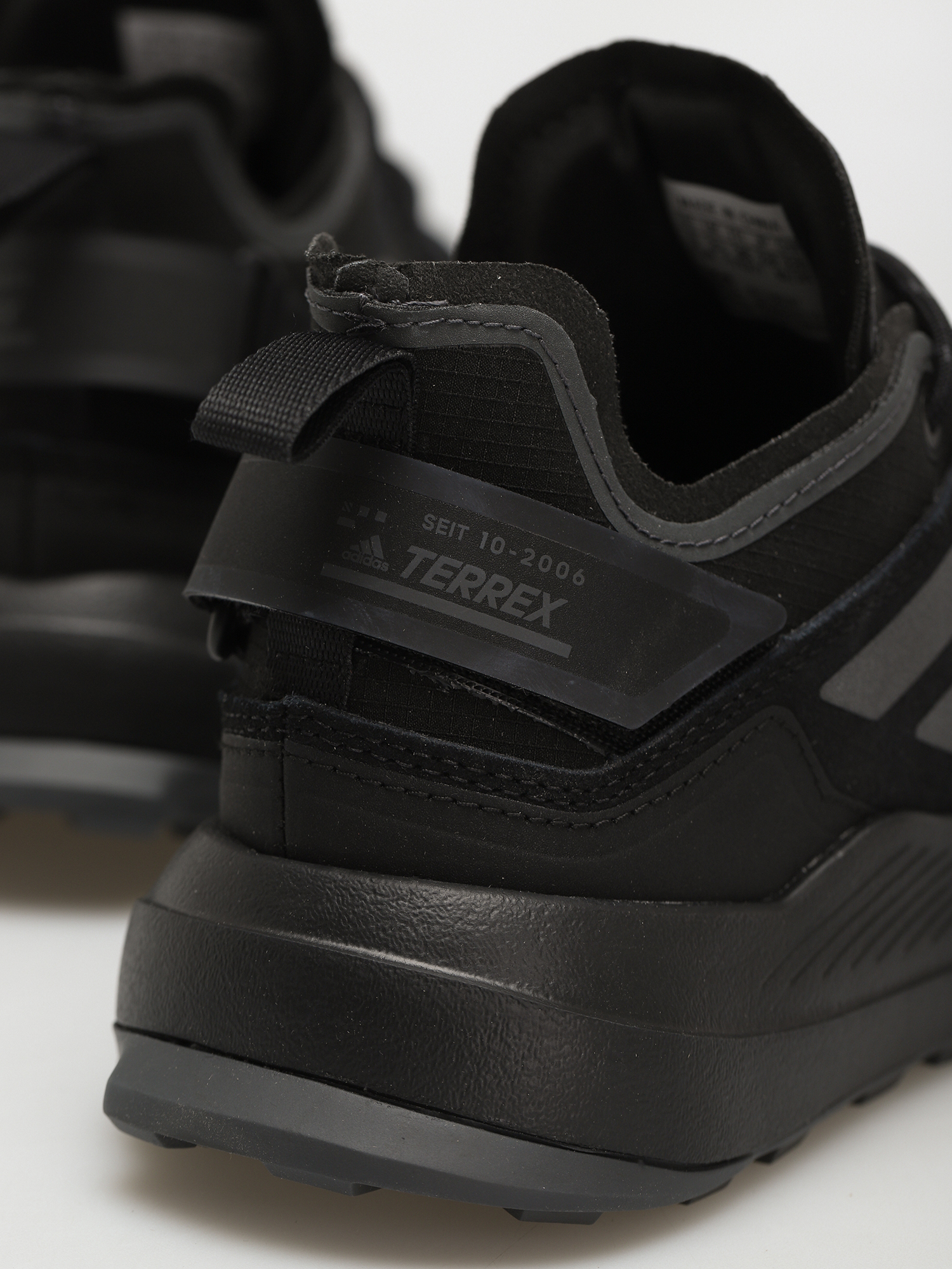 Pantofi adidas Terrex Hikster Wmn (cblack/cblack/dgsogr)