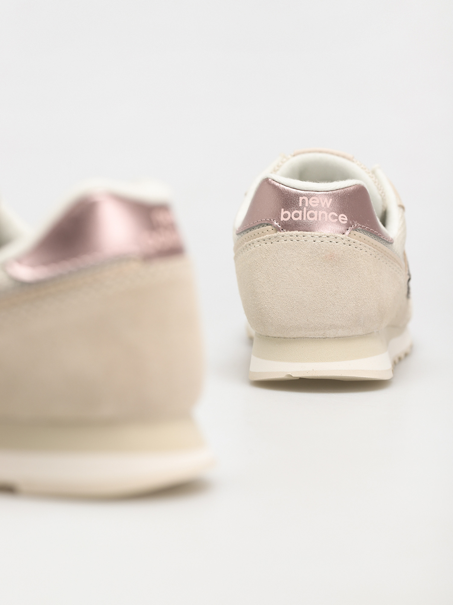 Pantofi New Balance 373 Wmn (bone)