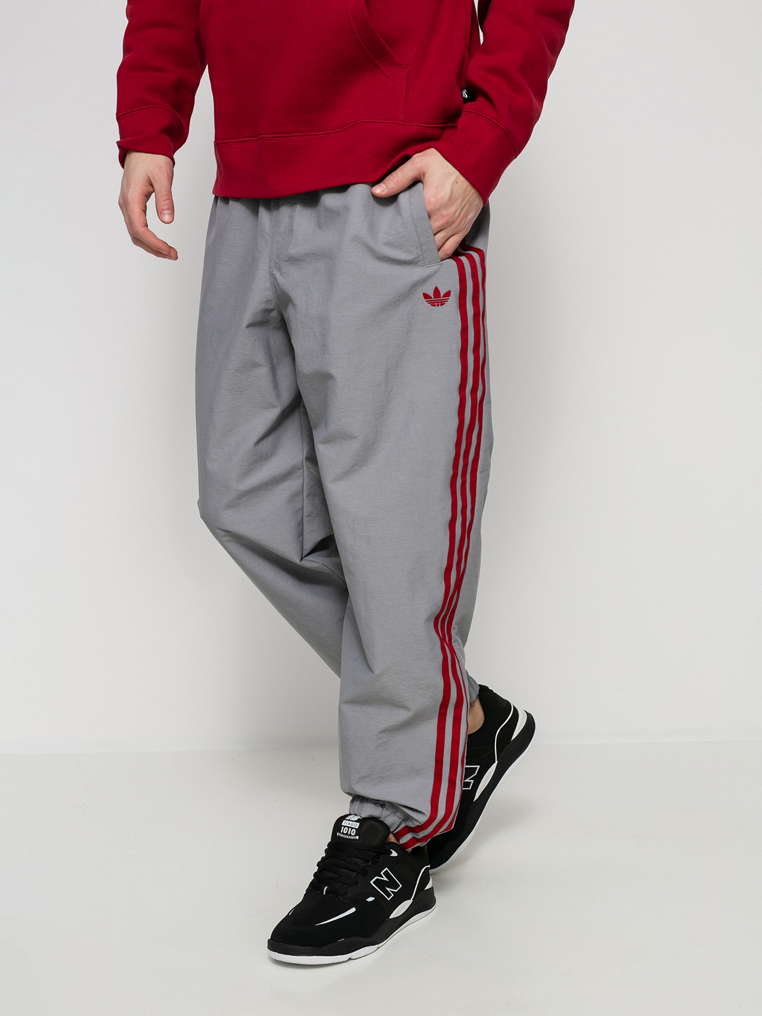 Pantaloni adidas Sst Track (grey/white/tmvire)