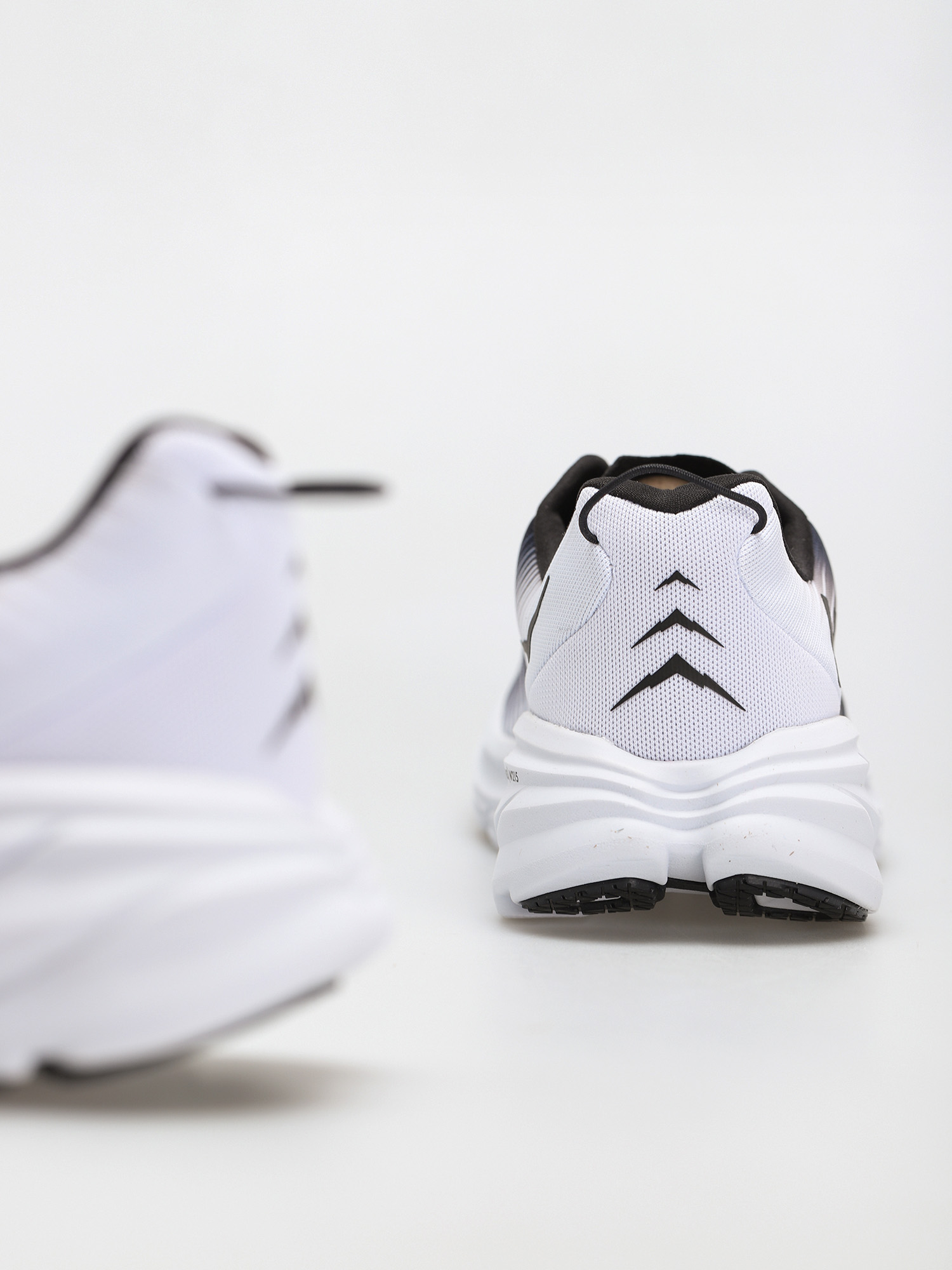 Pantofi Hoka One One Rincon 3 (black/white)