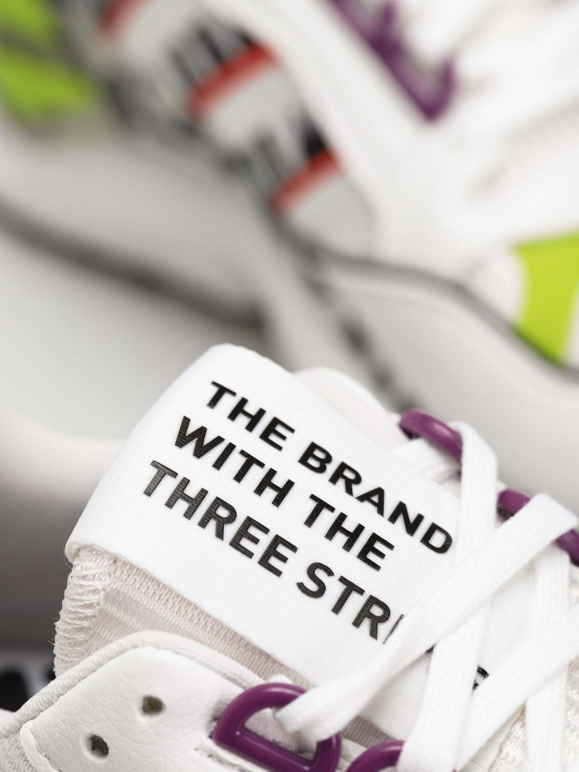 Pantofi adidas Originals Zx Wavian Wmn (ftwwht/truora/prptnt)