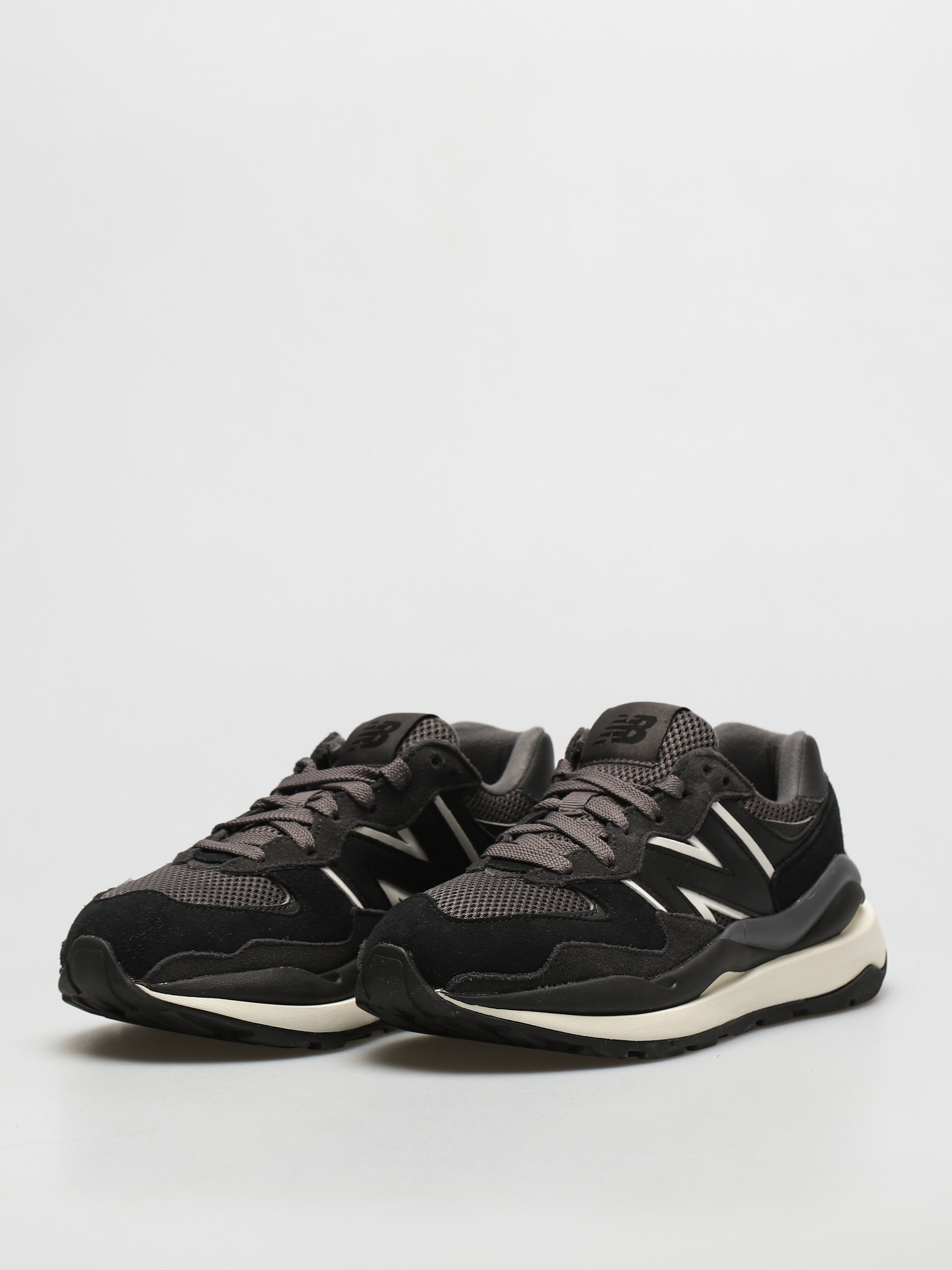 Pantofi New Balance 5740 Wmn (black)