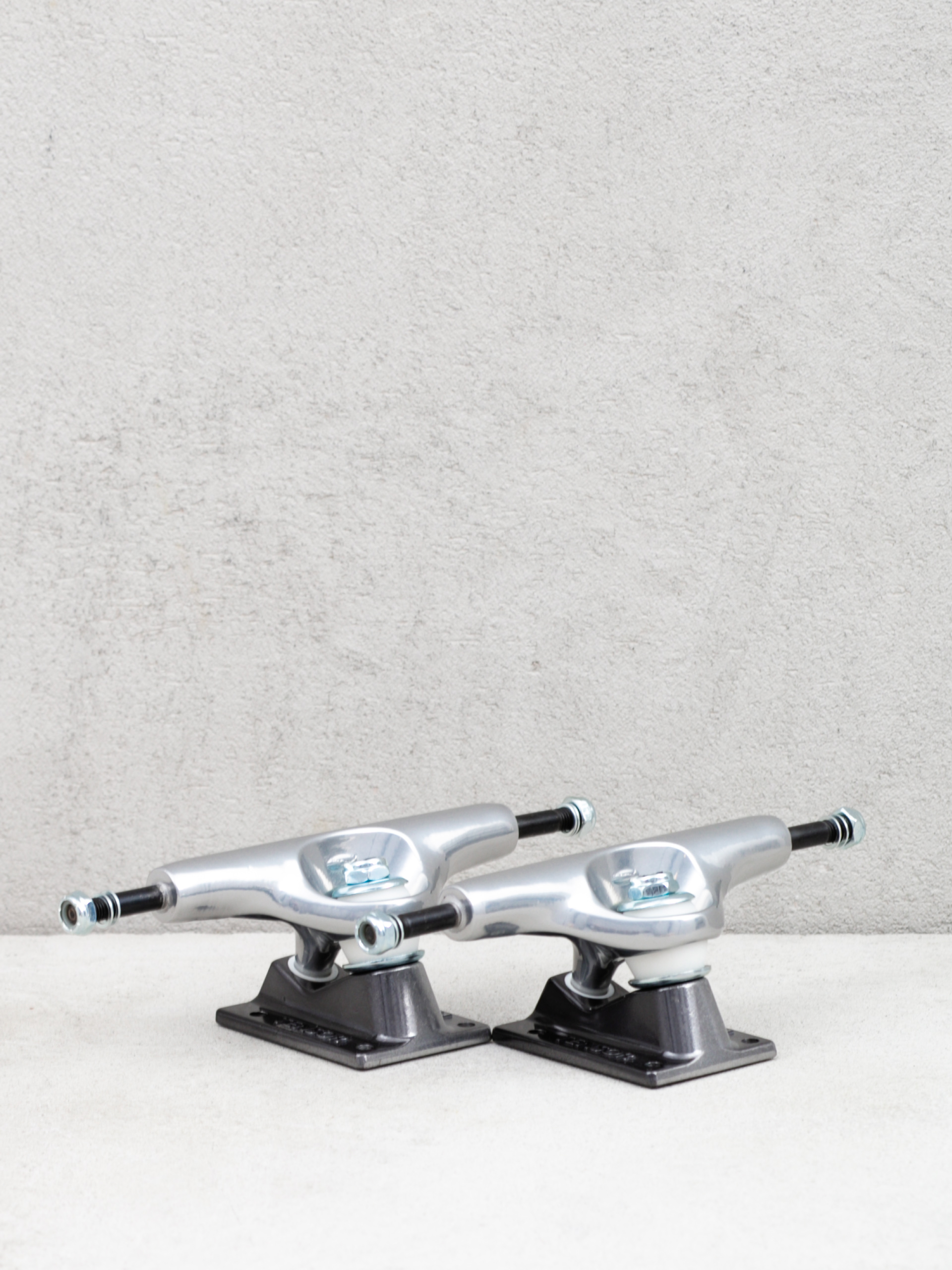 Axe Tensor Alum Stencil Mirror (raw/black fade)