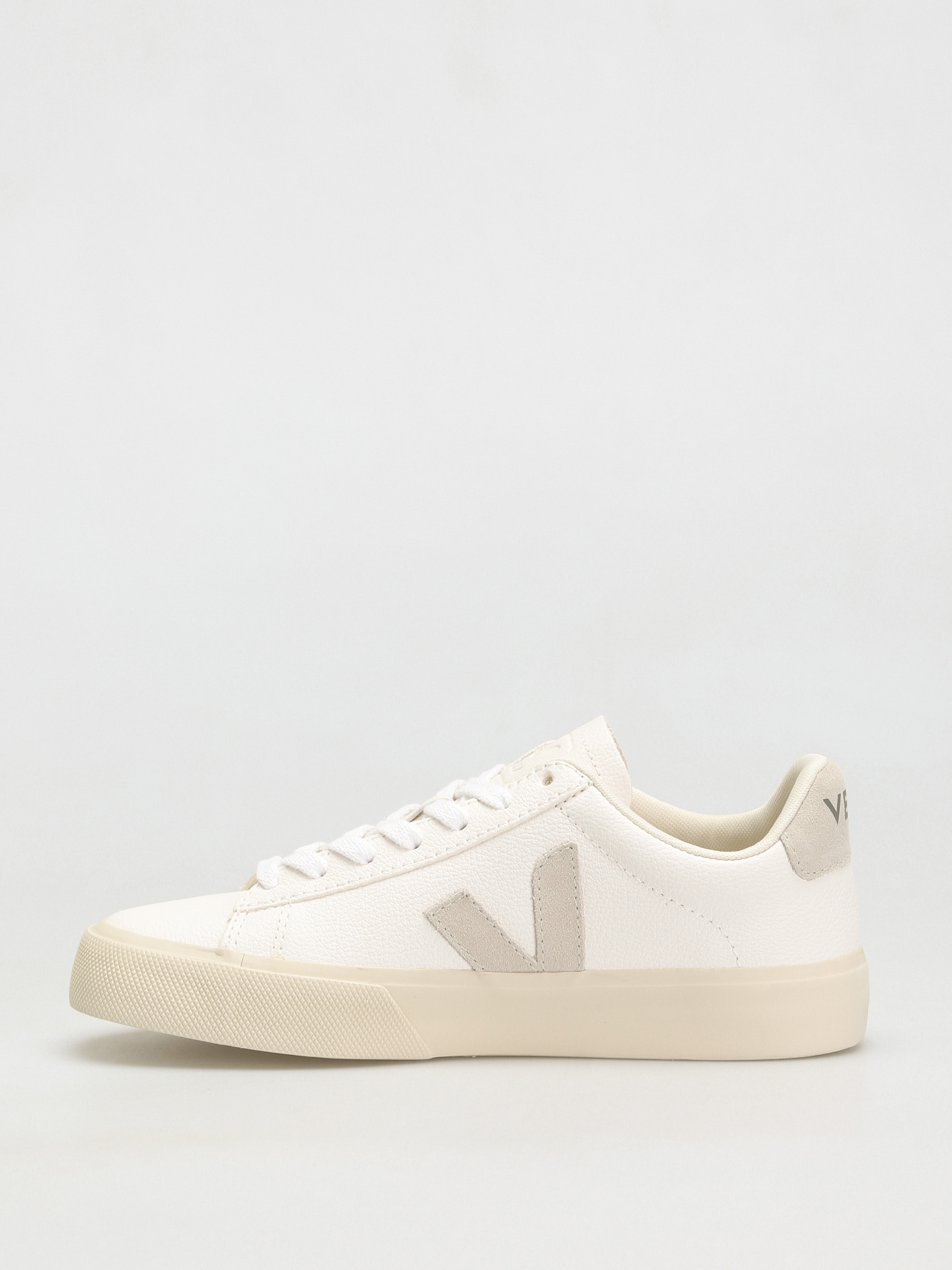 Pantofi Veja Campo Wmn (extra white natural suede)