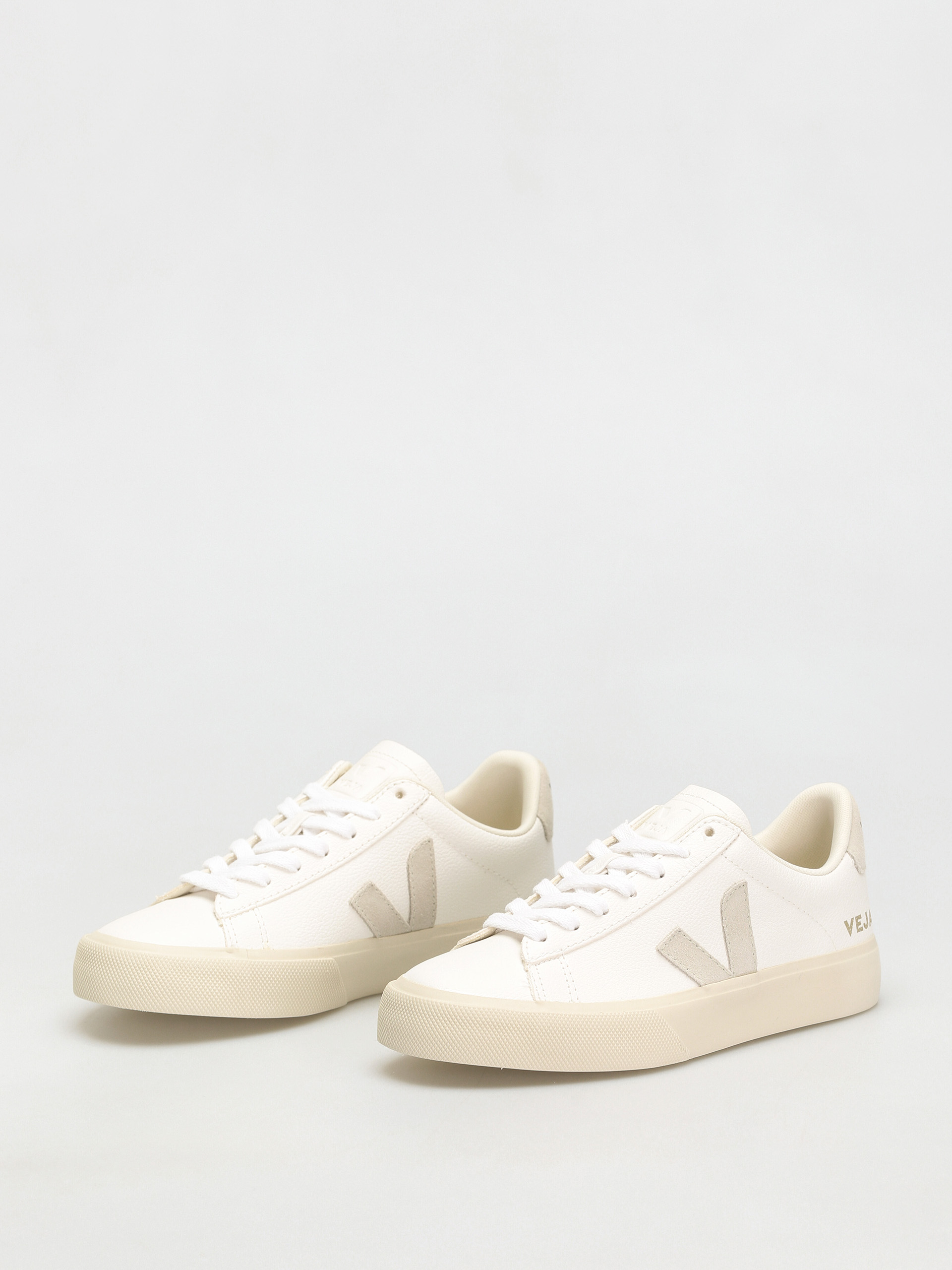 Pantofi Veja Campo Wmn (extra white natural suede)