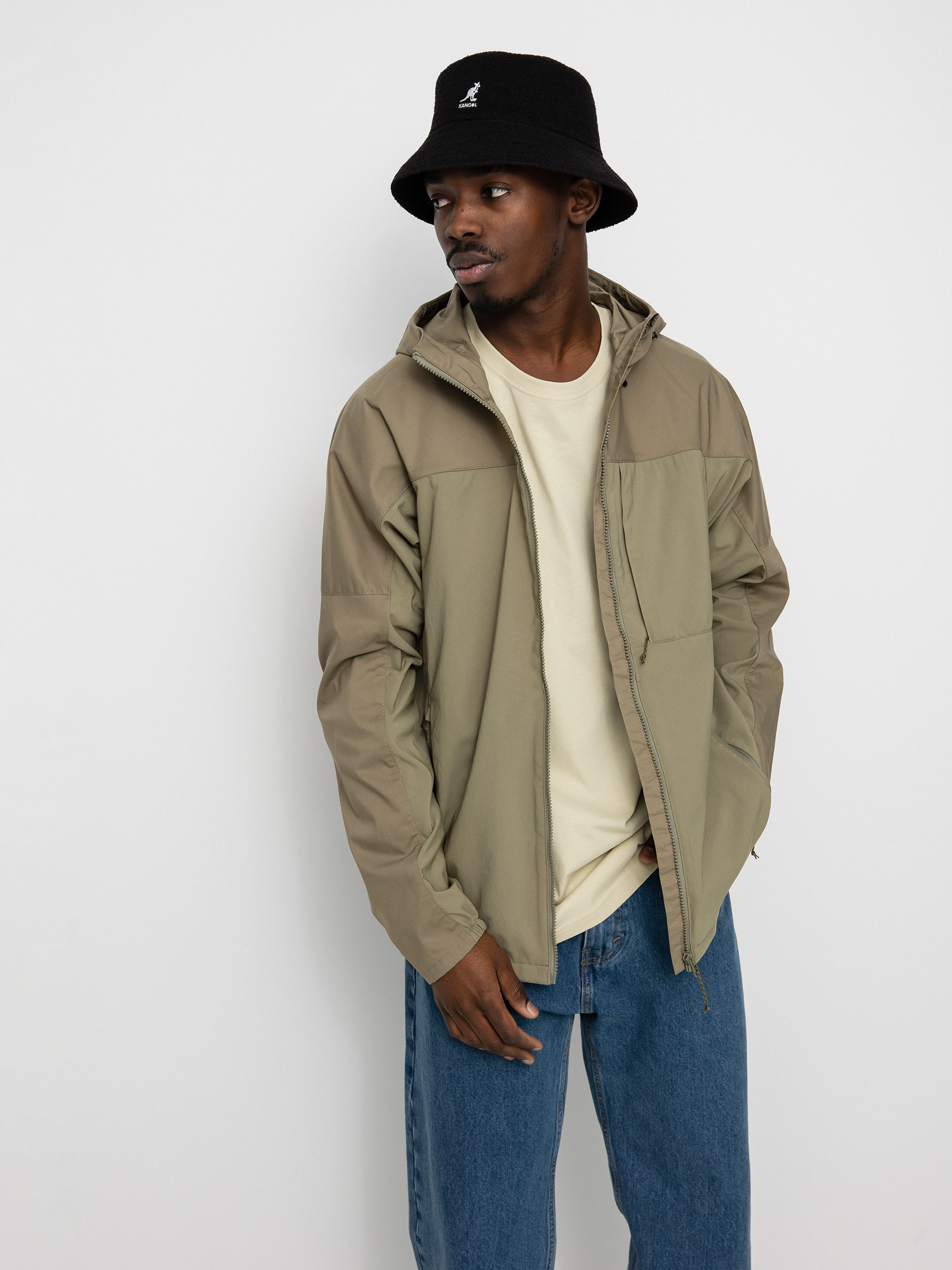 Geacă Fjallraven Abisko Midsummer (savanna/light olive)