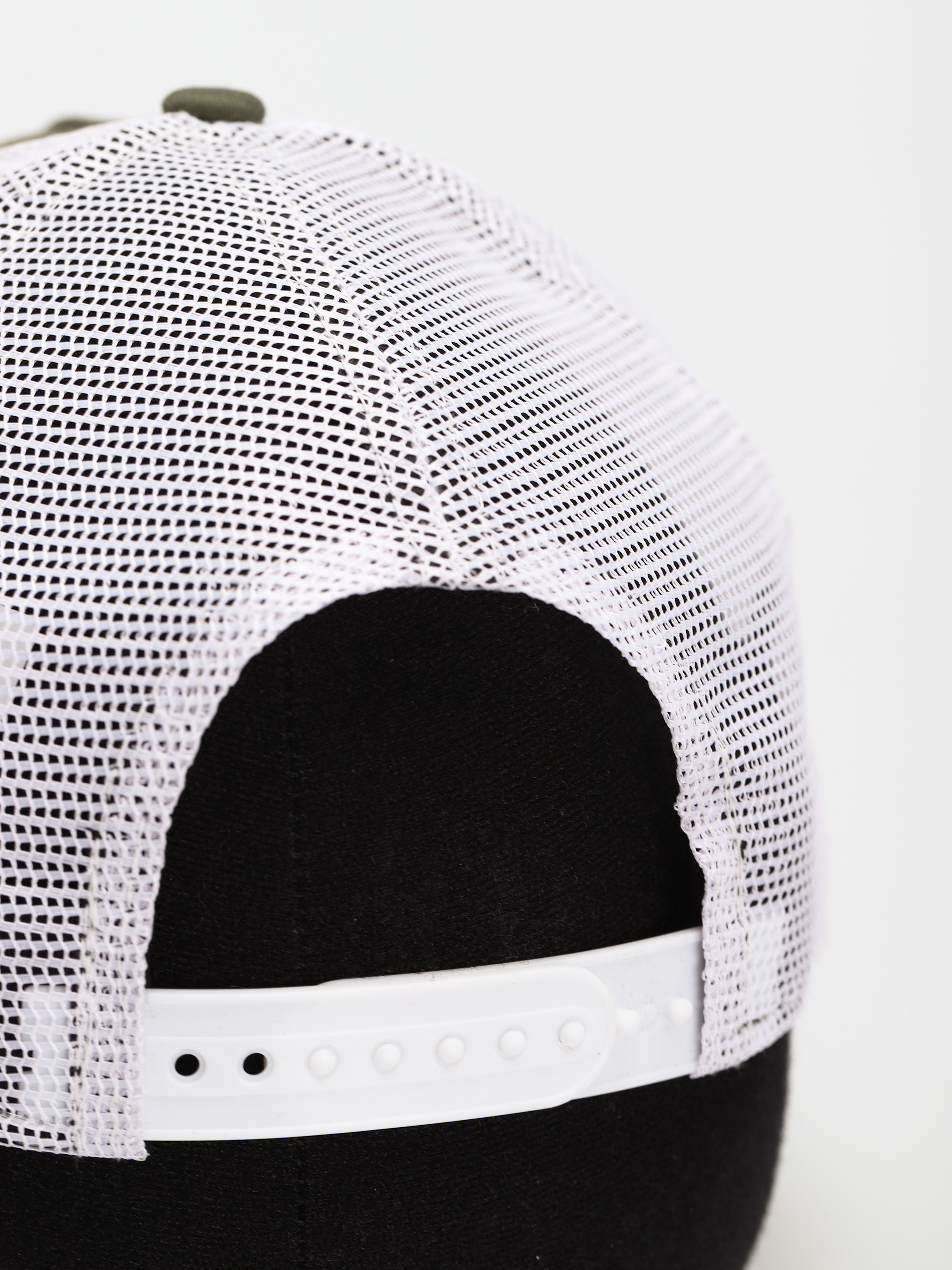 Șapcă New Era League Essential 9Forty Trucker New York Yankees (green)