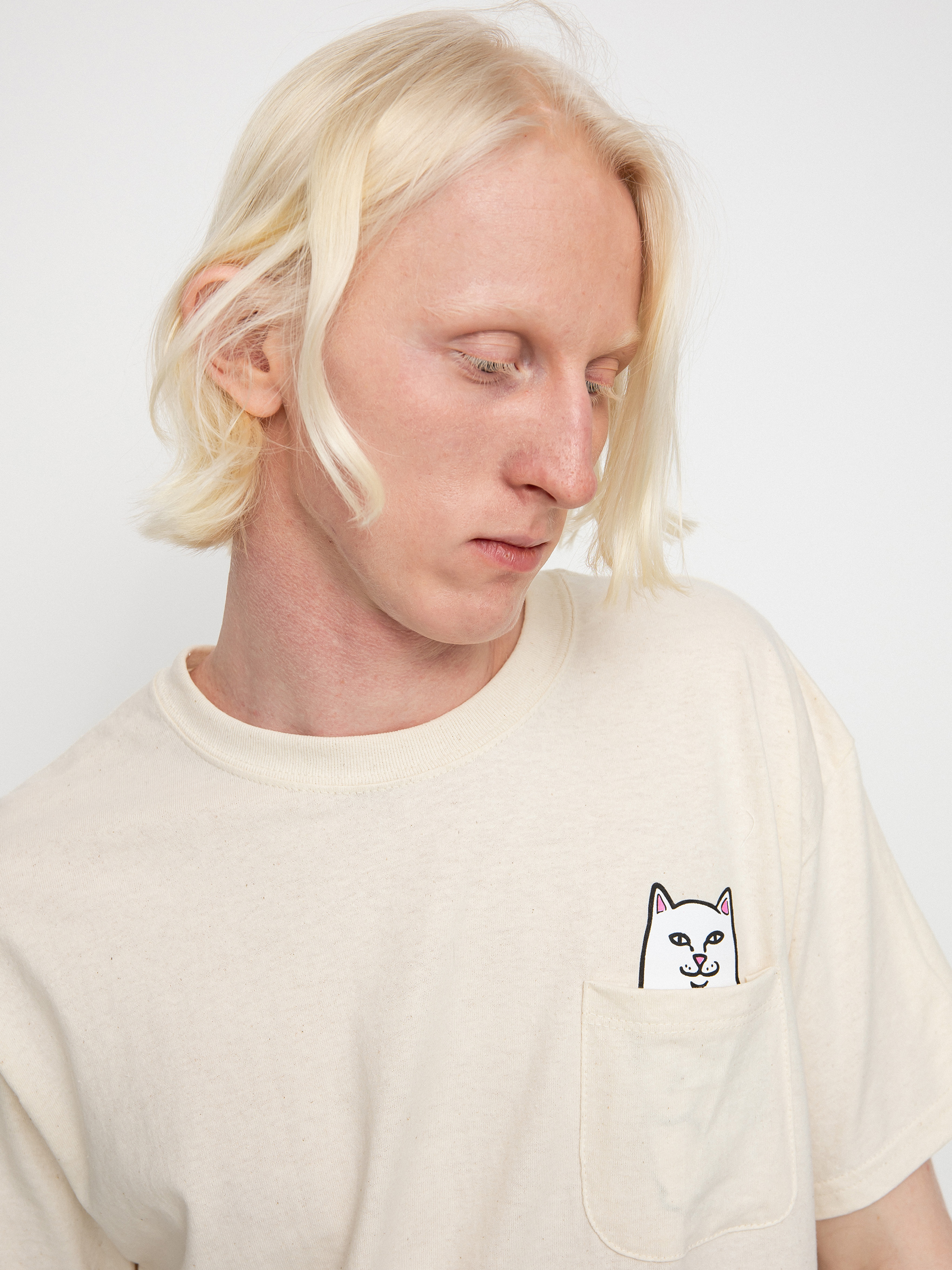 Tricou RipNDip Lord Nermal Pocket (natural)
