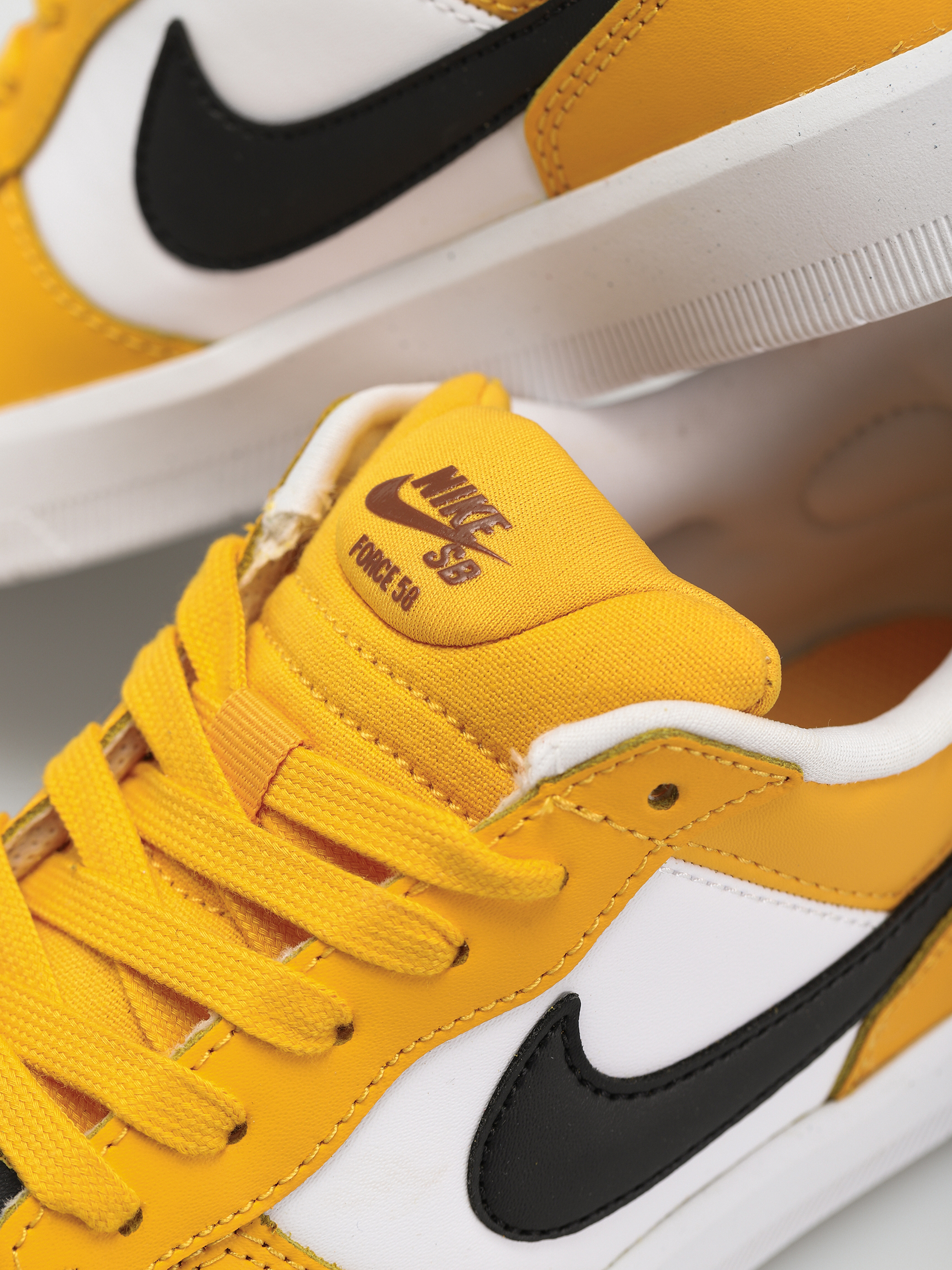 Pantofi Nike SB Force 58 Premium (university gold/black white pecan)