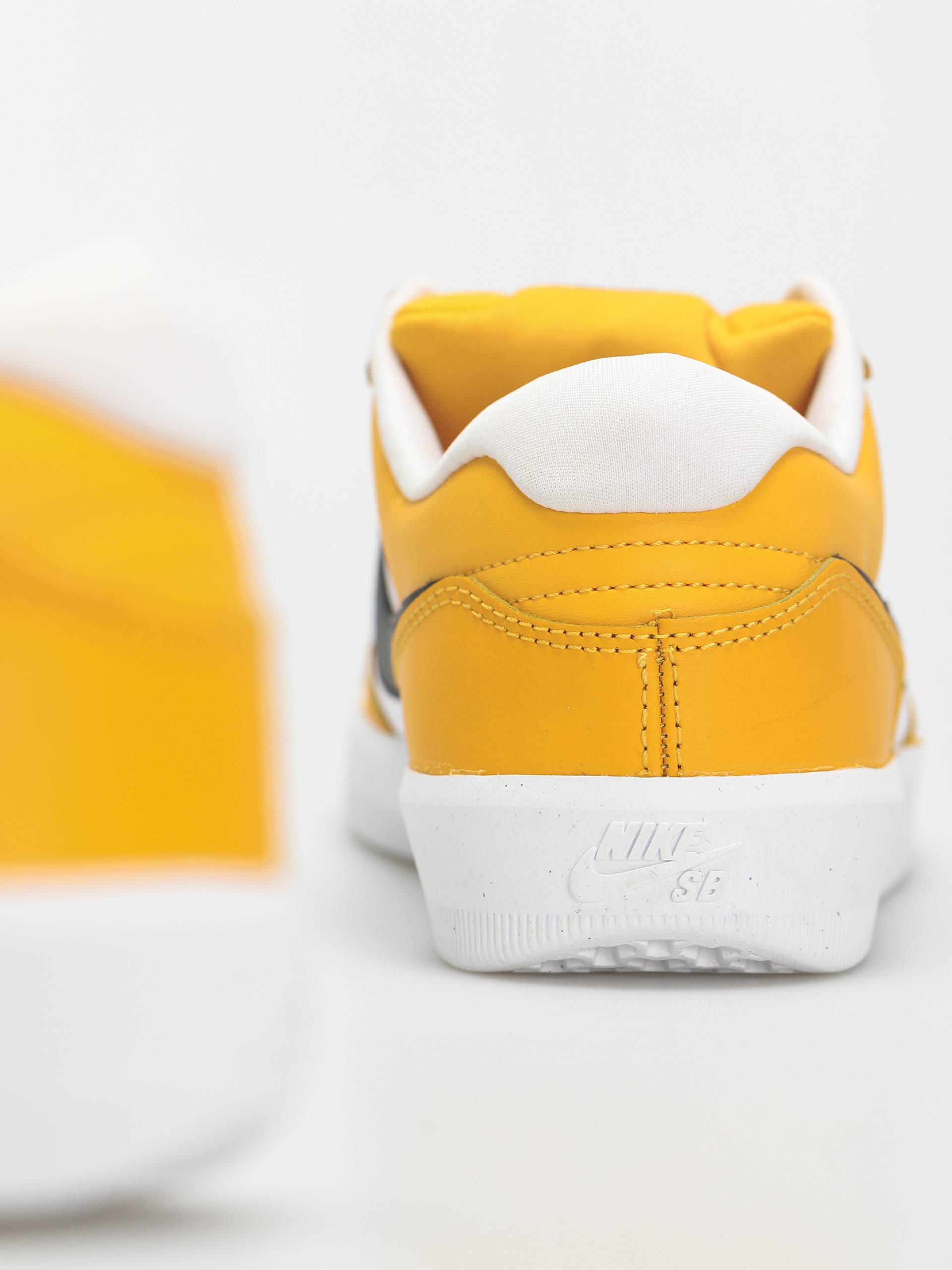 Pantofi Nike SB Force 58 Premium (university gold/black white pecan)