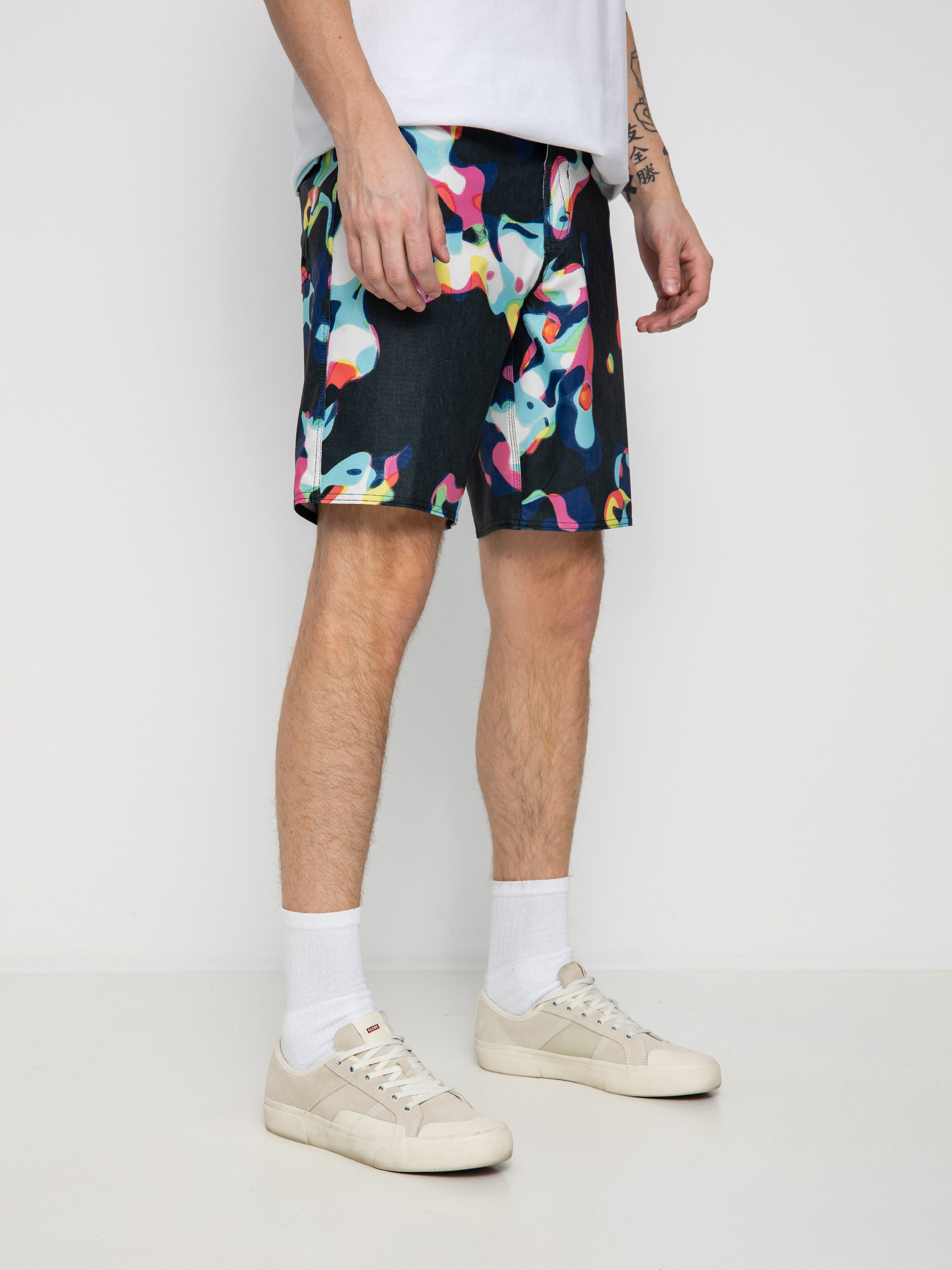 Șort pentru plajă Volcom Saturate Stoney 19 (black)