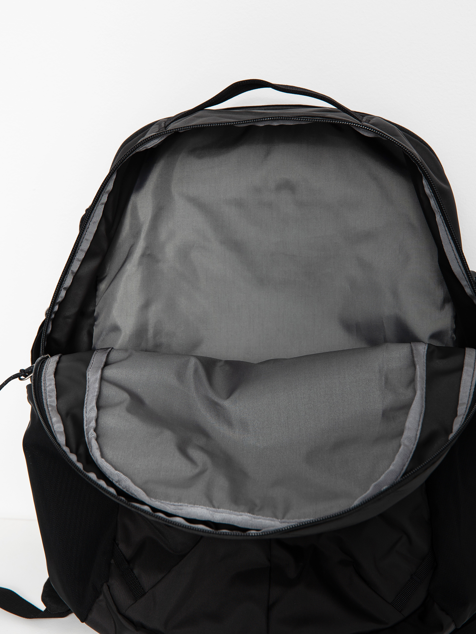 Rucsac Patagonia Refugio Day Pack 26L (black)