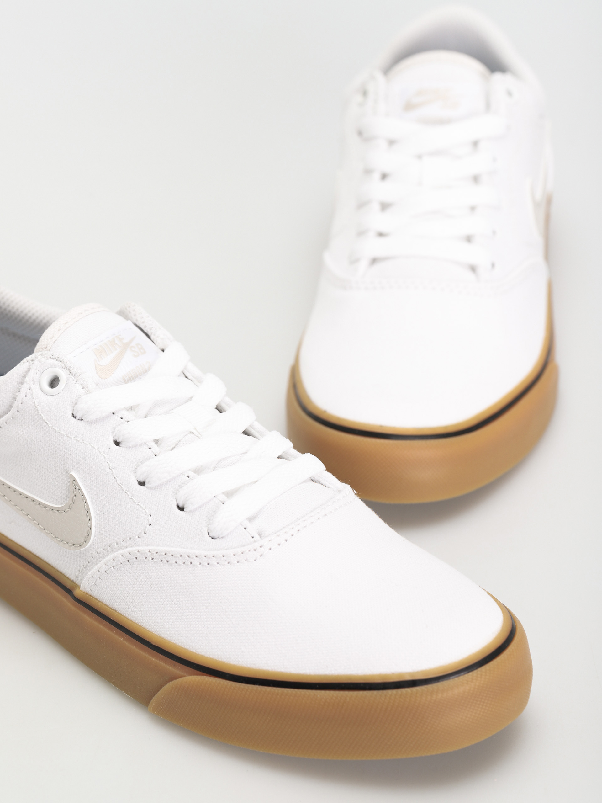 Pantofi Nike SB Chron 2 Canvas (white/light bone white gum light brown)
