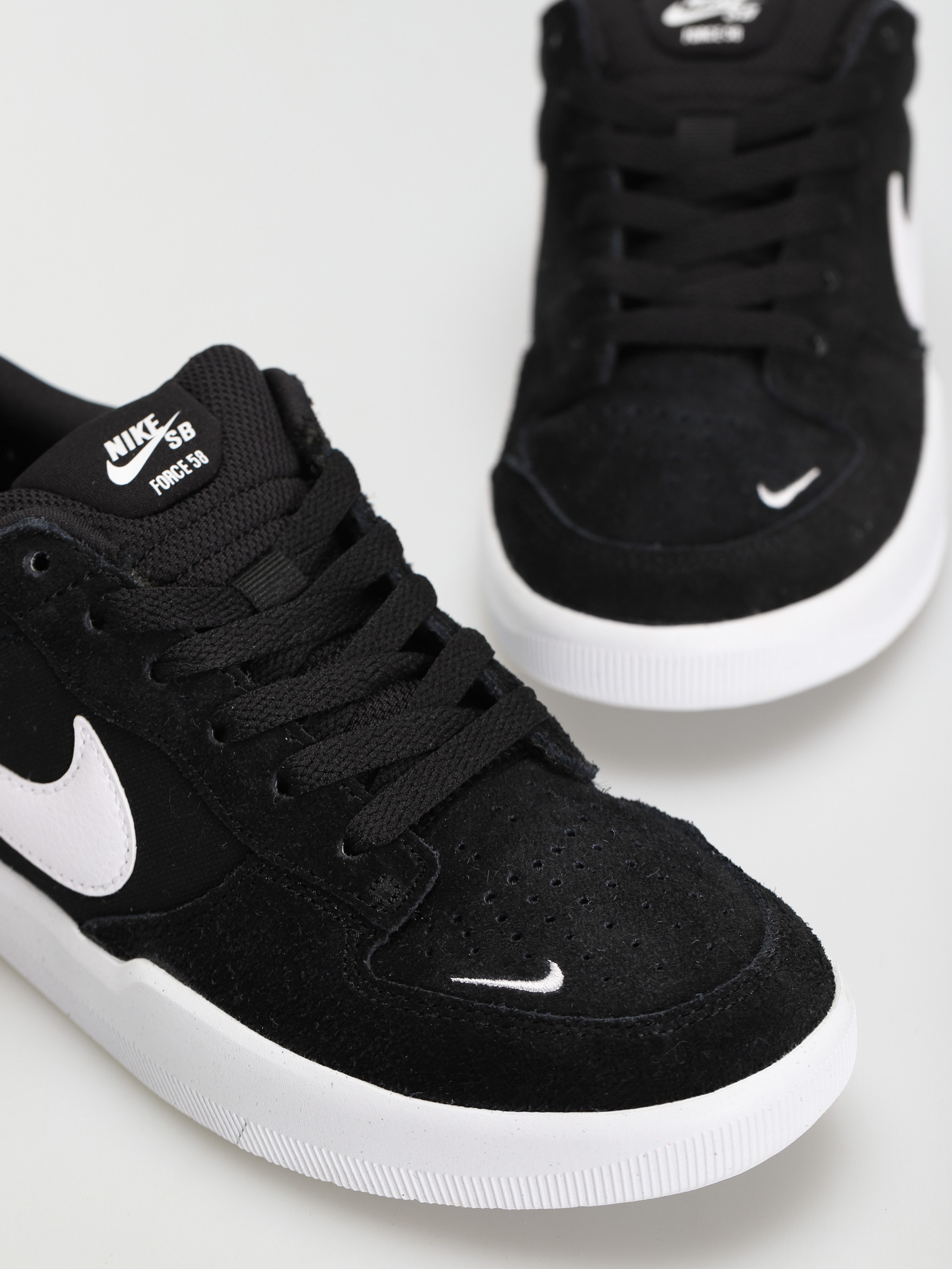 Pantofi Nike SB Force 58 (black/white black)