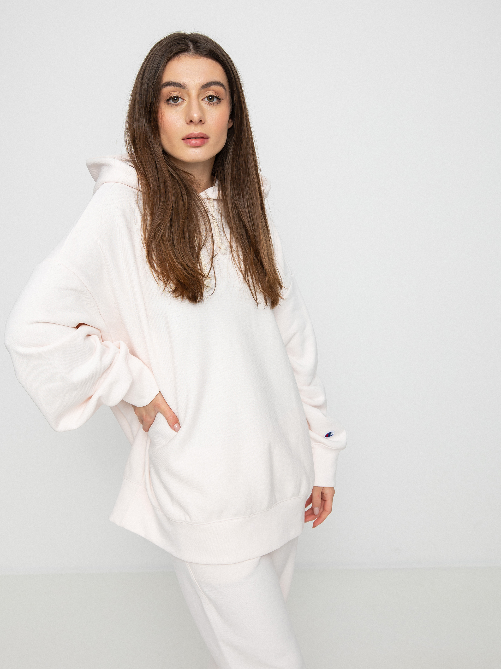 Hanorac cu glugă Champion Hooded Sweatshirt 115152 HD Wmn (beo)