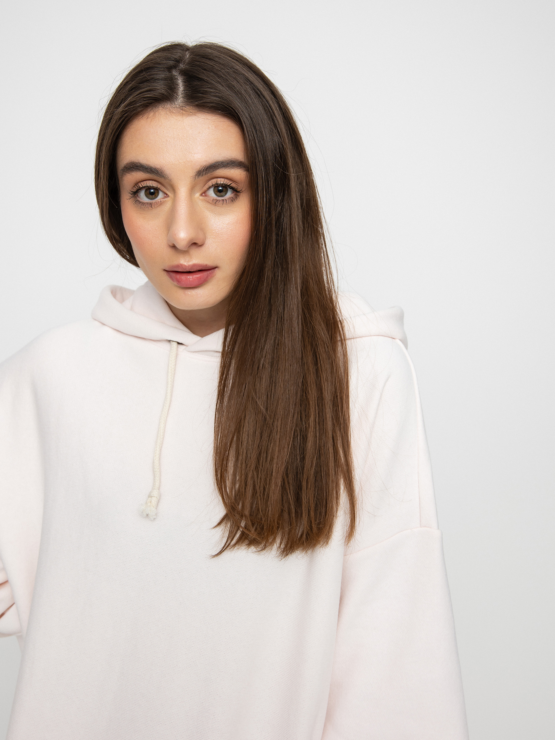 Hanorac cu glugă Champion Hooded Sweatshirt 115152 HD Wmn (beo)