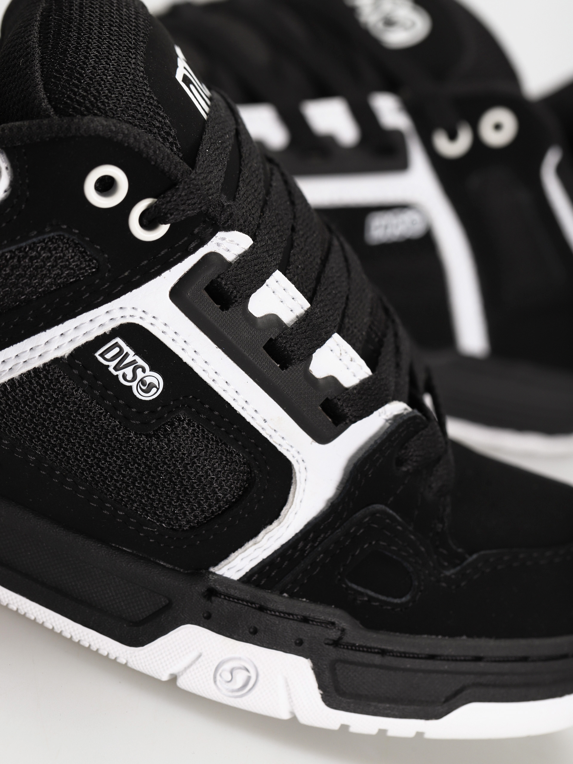 Pantofi DVS Comanche (black white leather nubuck)