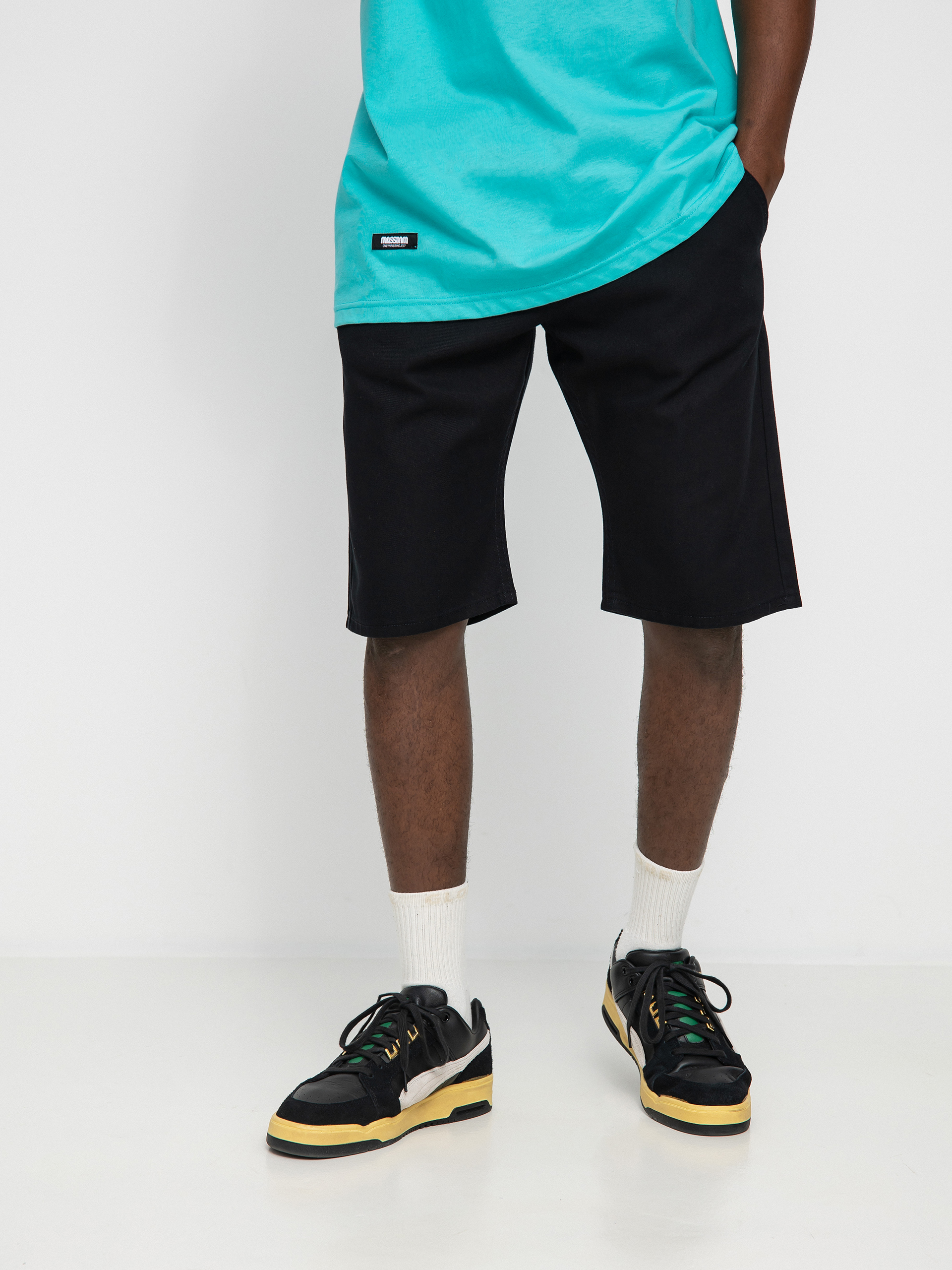 Șort MassDnm Signatur Straight Fit (signature black)