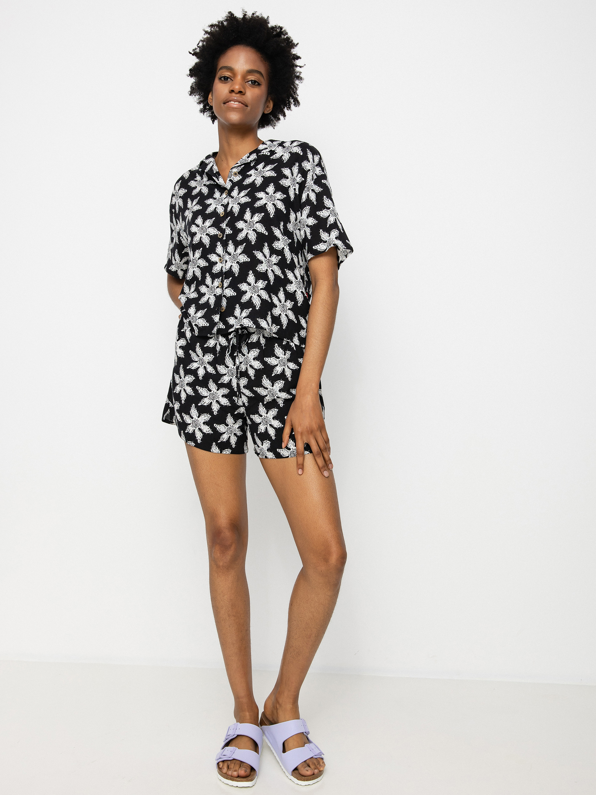 Cămașă Quiksilver X Stranger Things Upside Down Wmn (upsidown monster flower black)