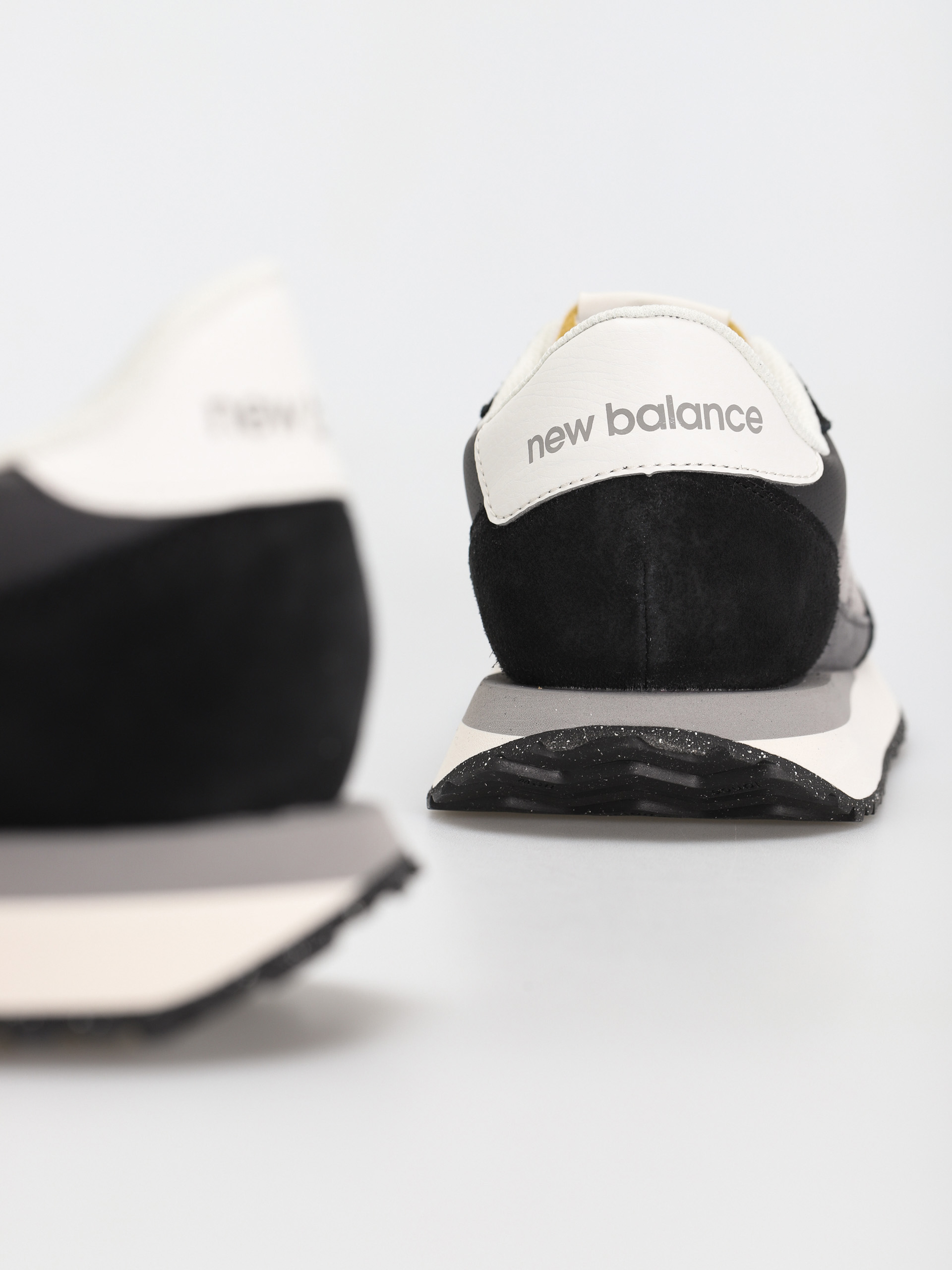 Pantofi New Balance 237 (black)