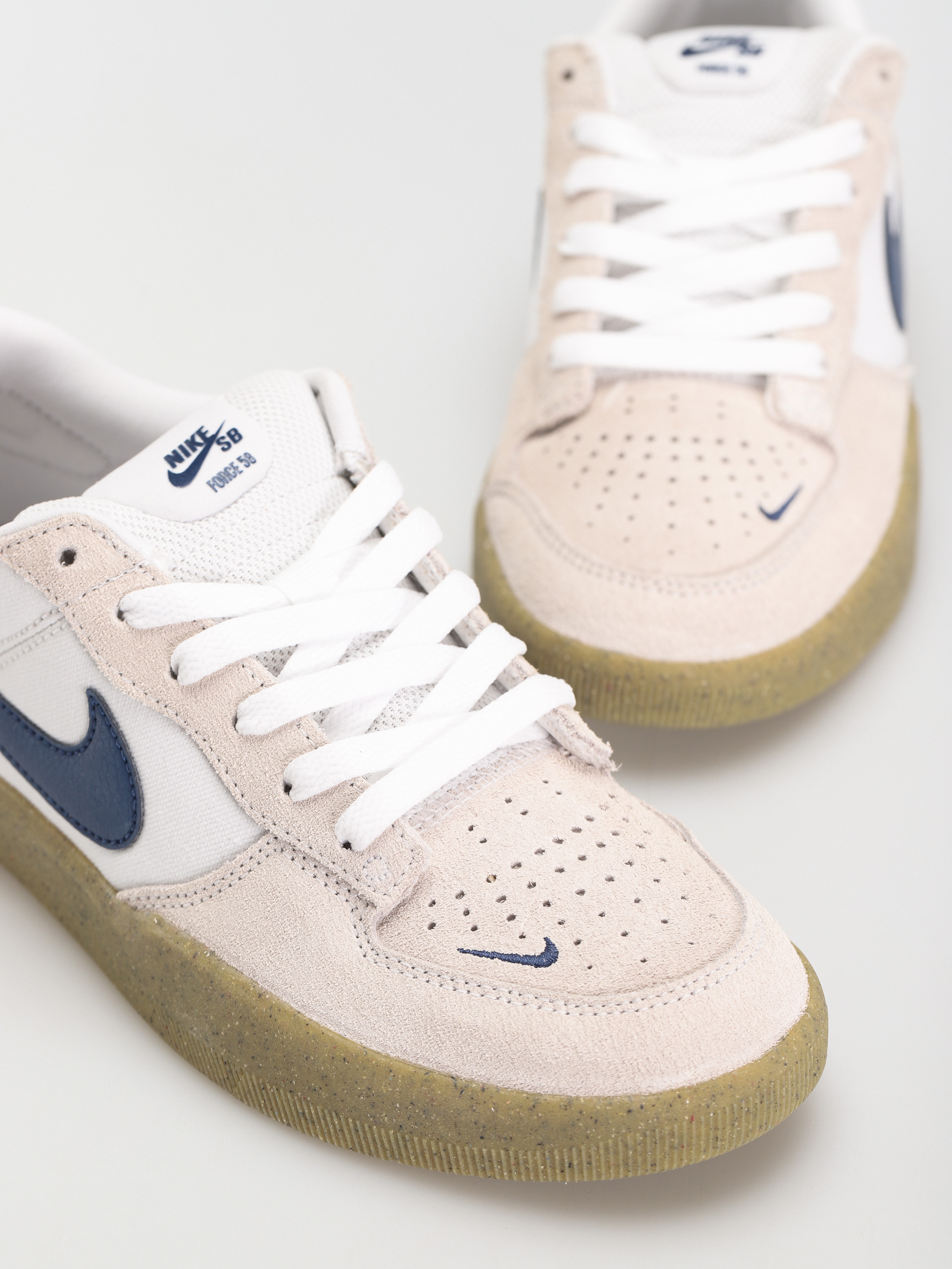 Pantofi Nike SB Force 58 (white/navy white gum light brown)