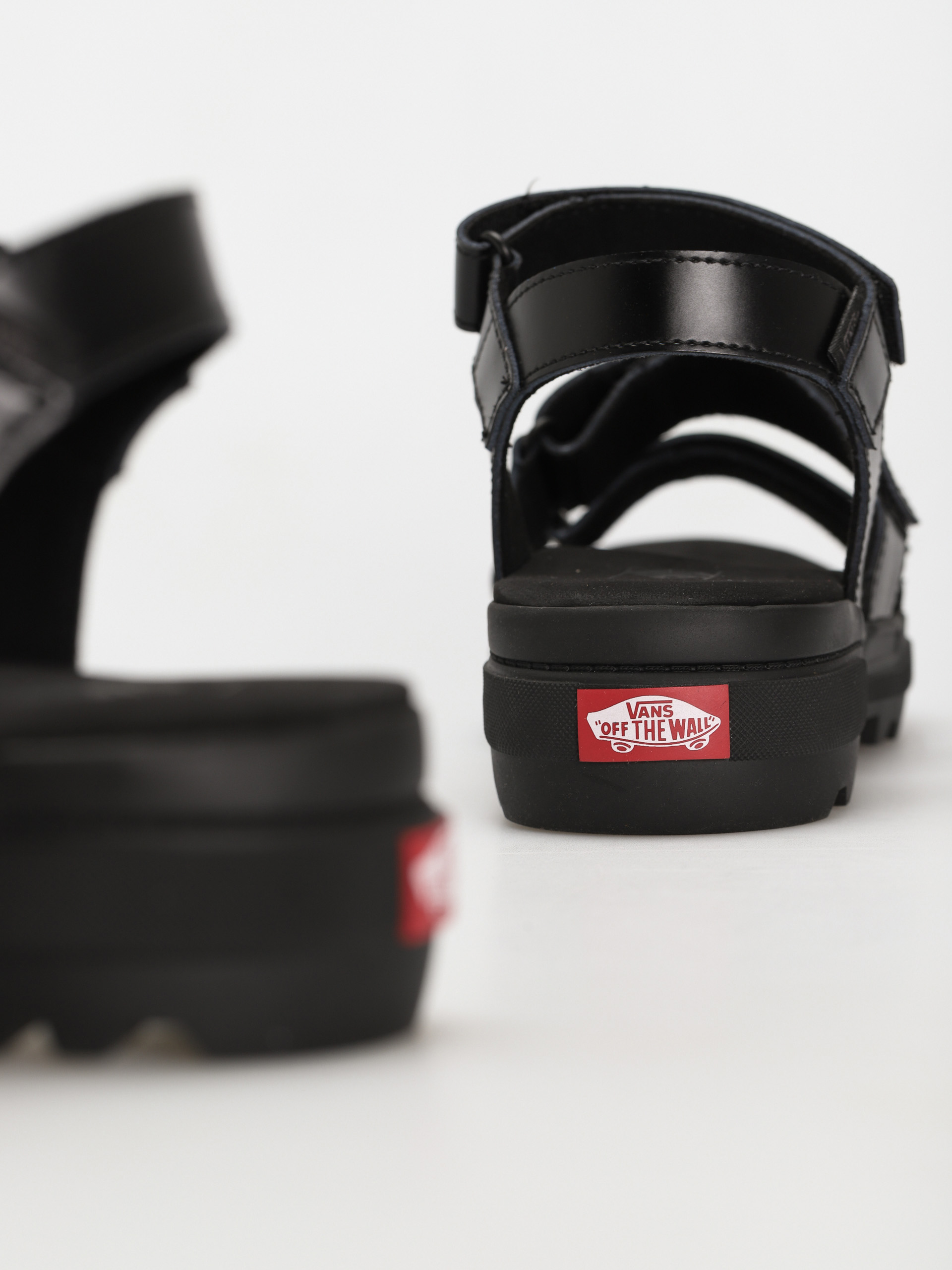 Sandale Vans Colfax Wmn (black)