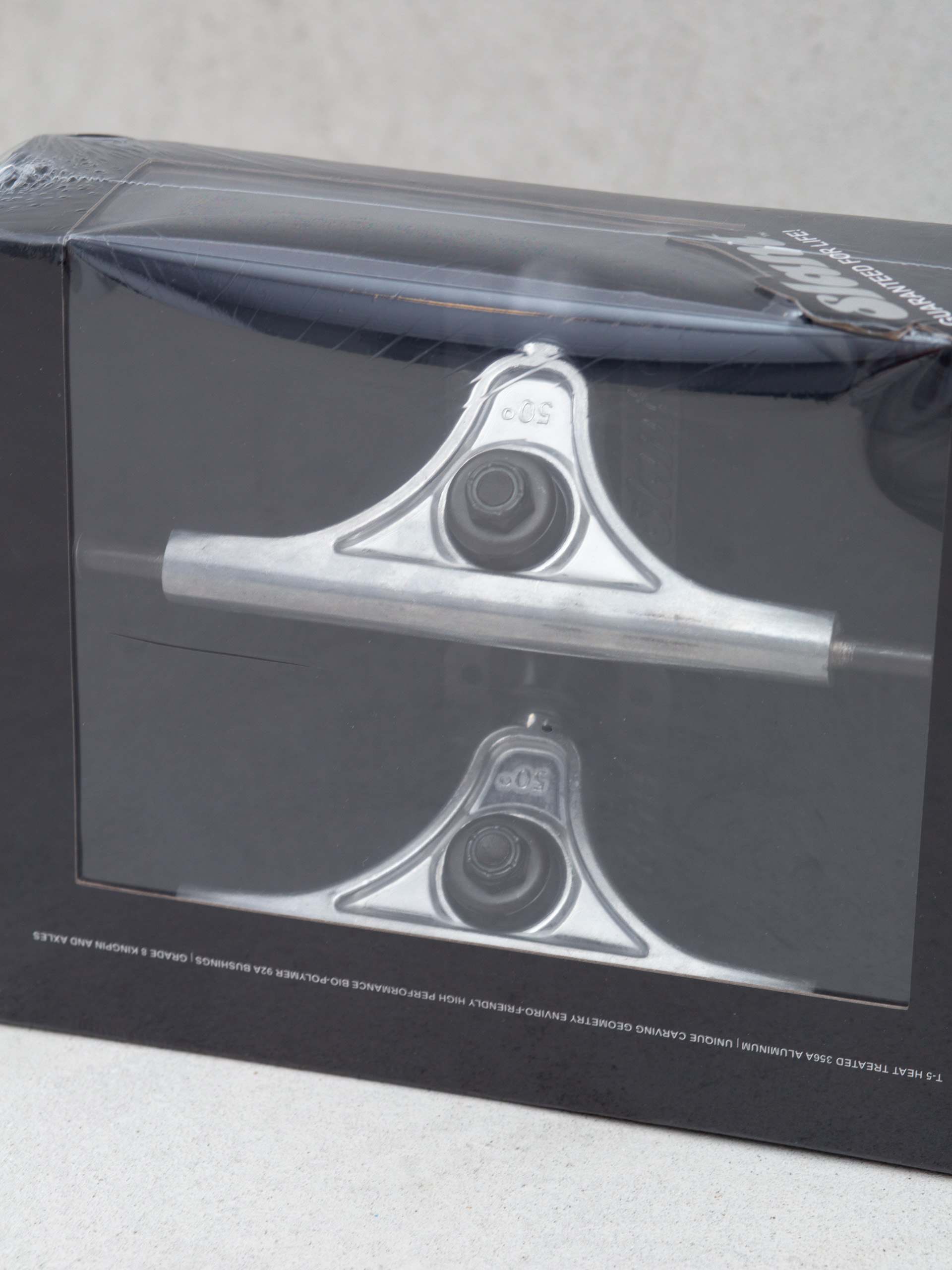 Axe Globe Slant Reverse Kingpin (raw/black)