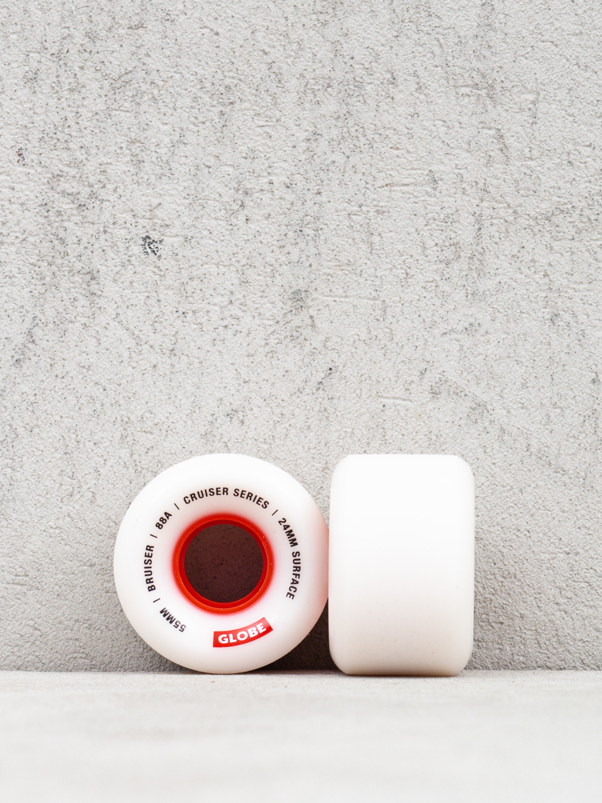 Role Globe Bruiser (white/red)