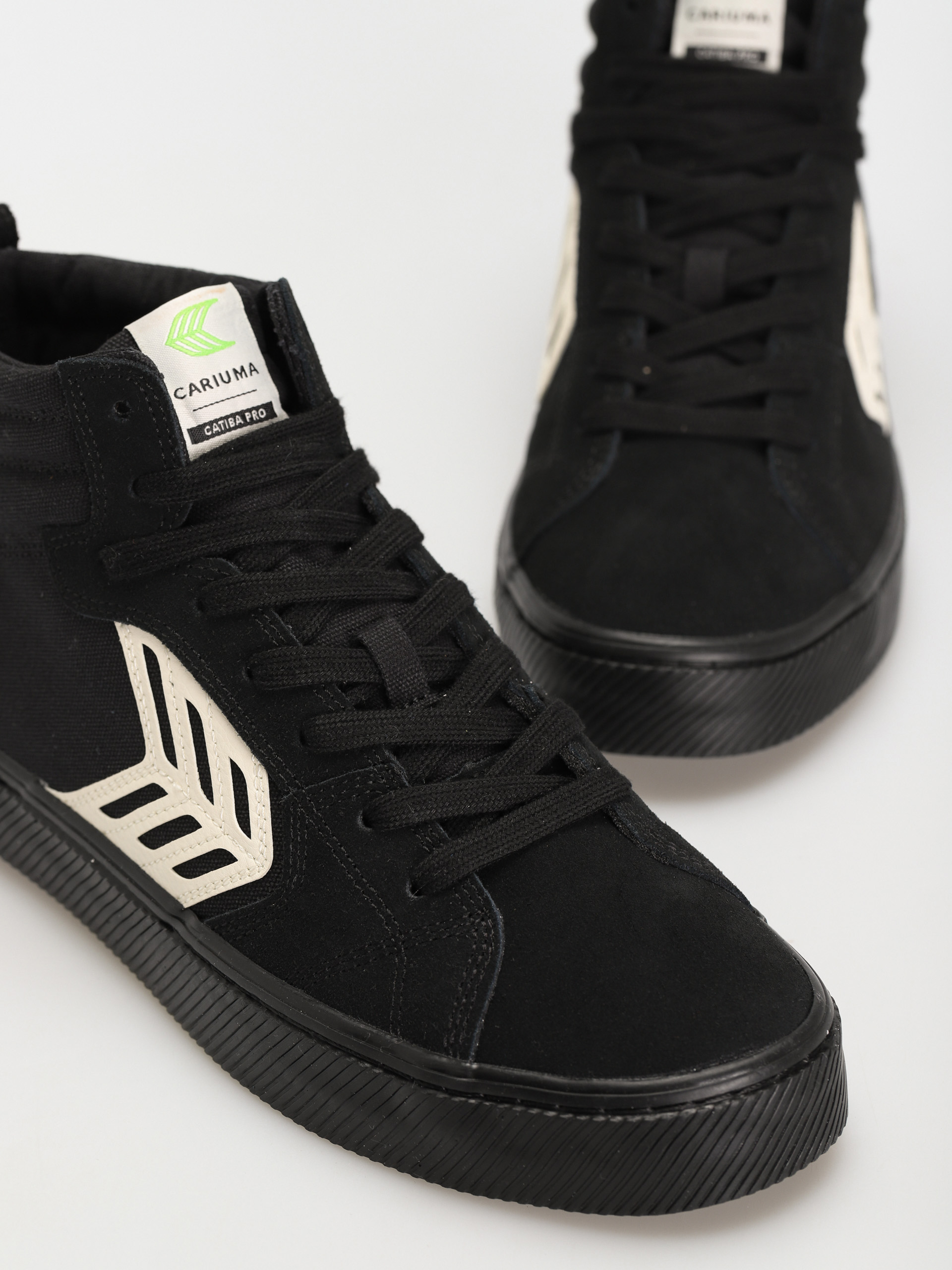 Pantofi Cariuma Catiba High Pro (all black suede and canvas ivory logo)