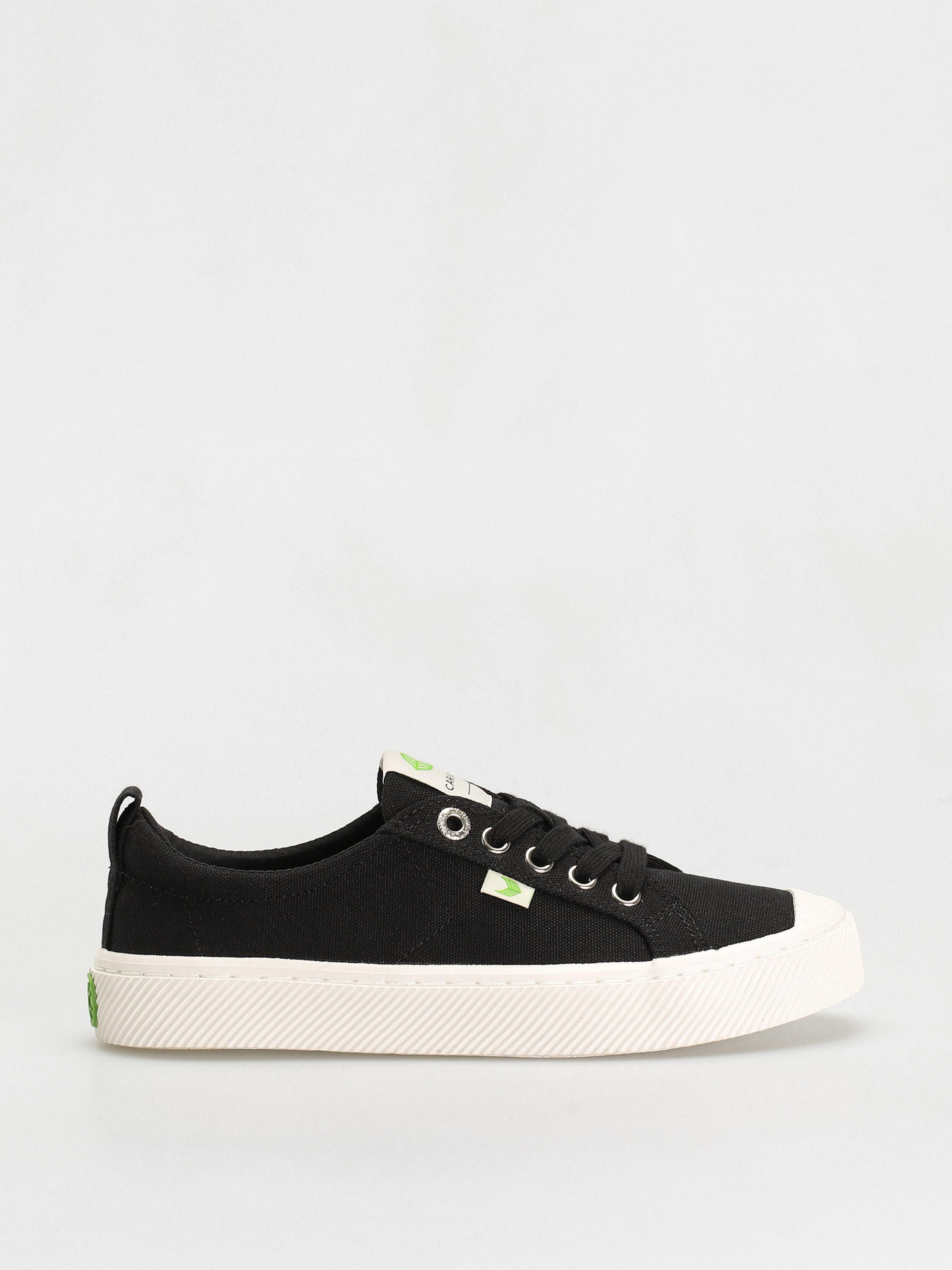 Pantofi Cariuma Oca Low (black canvas)