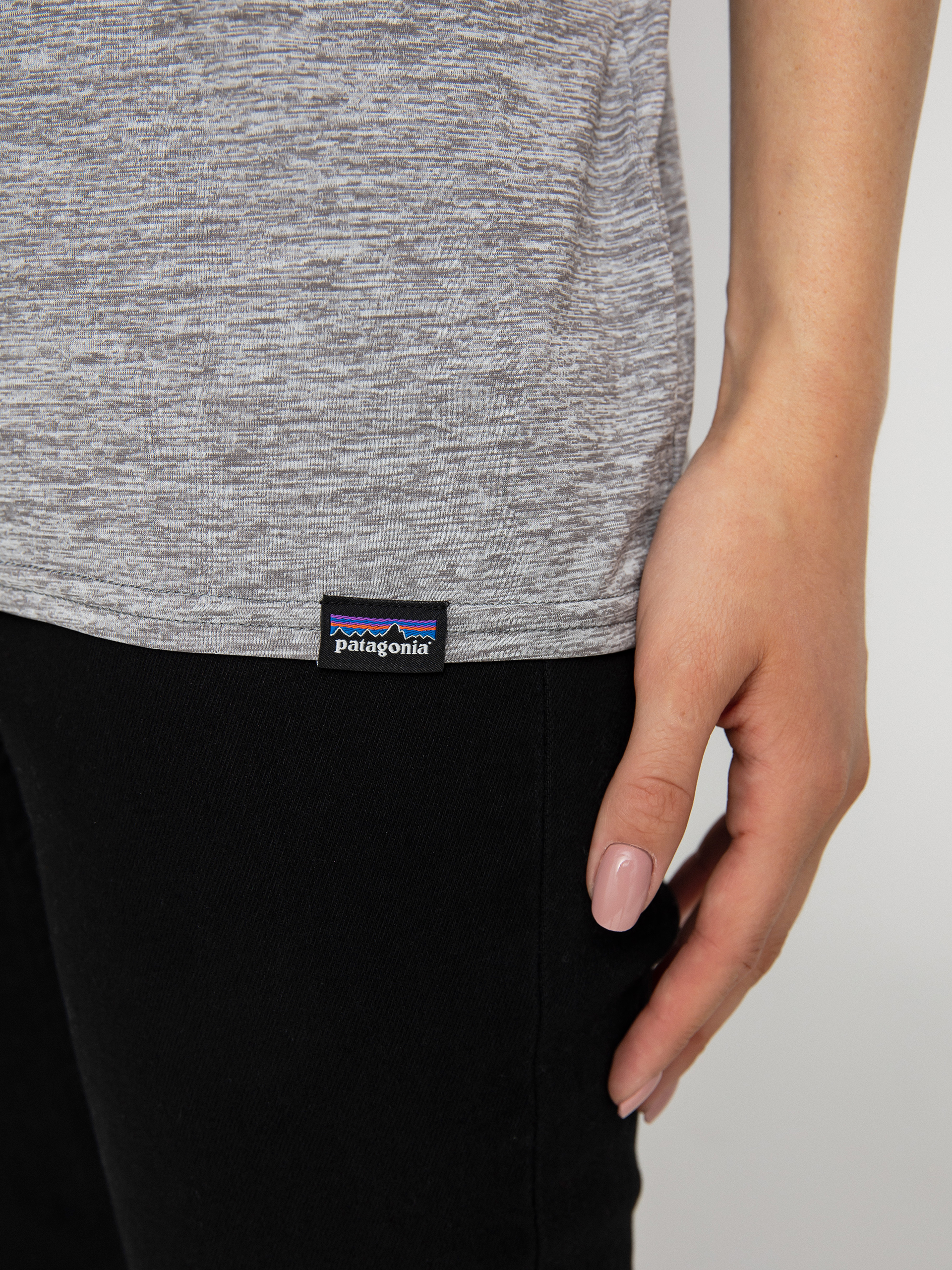 Tricou Patagonia Cap Cool Daily Graphic Wmn (73 skyline feather grey)