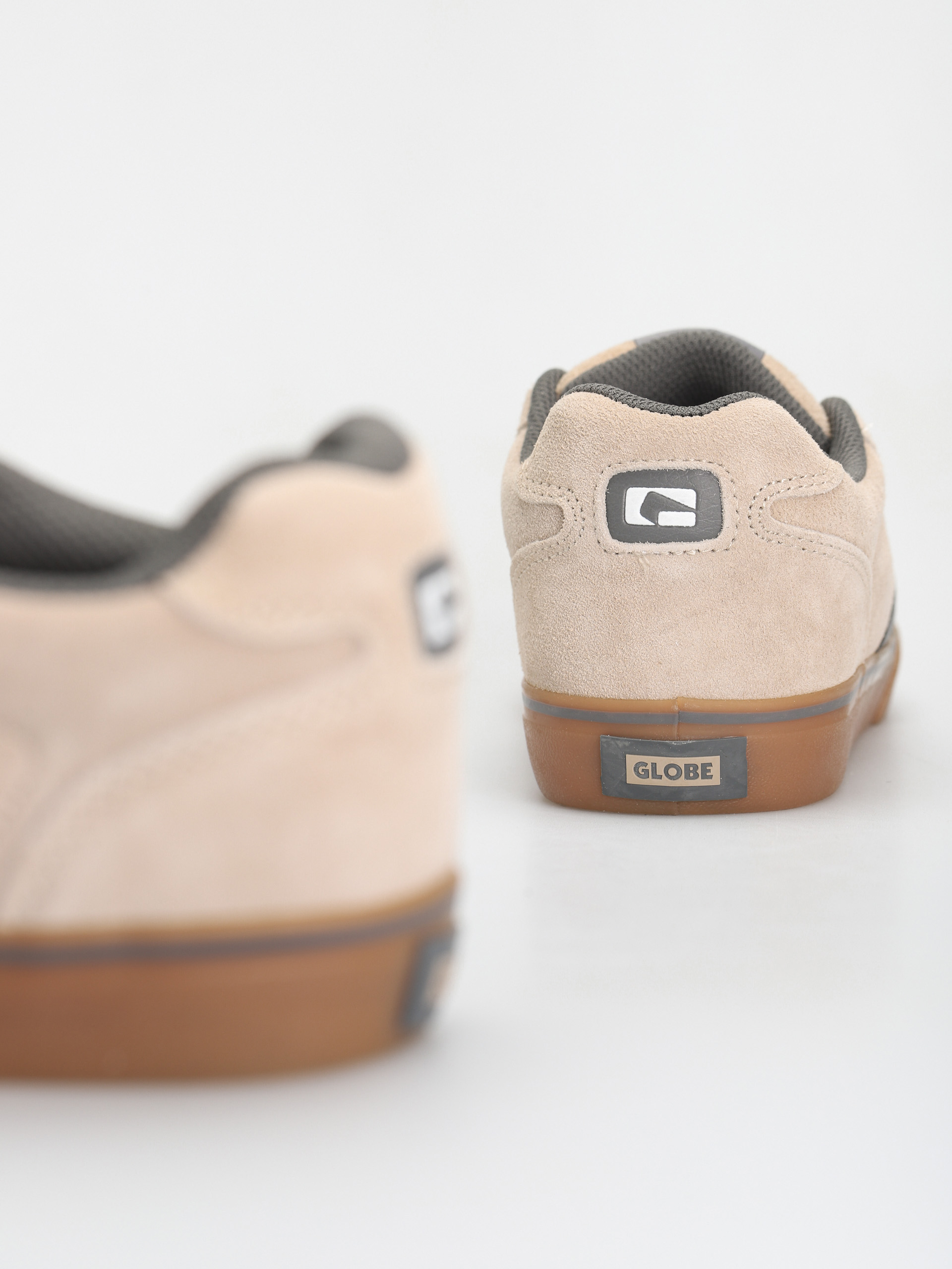 Pantofi Globe Encore 2 (sesame/charcoal)