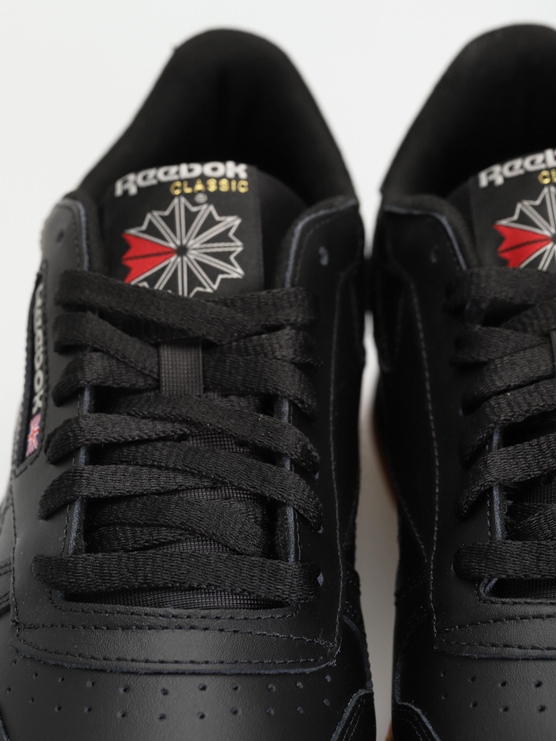 Pantofi Reebok Classic Leather (cblack/pugry5/rbkg03)