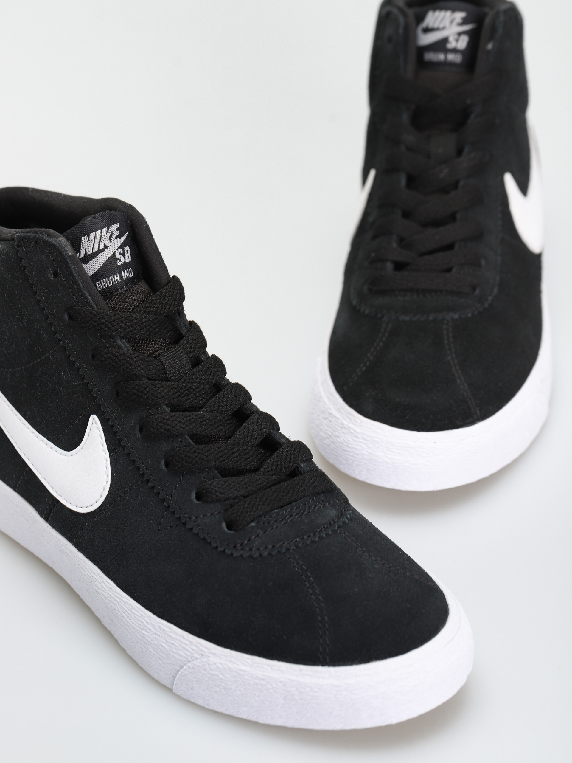 Pantofi Nike SB Bruin High Wmn (black/white black gum light brown)