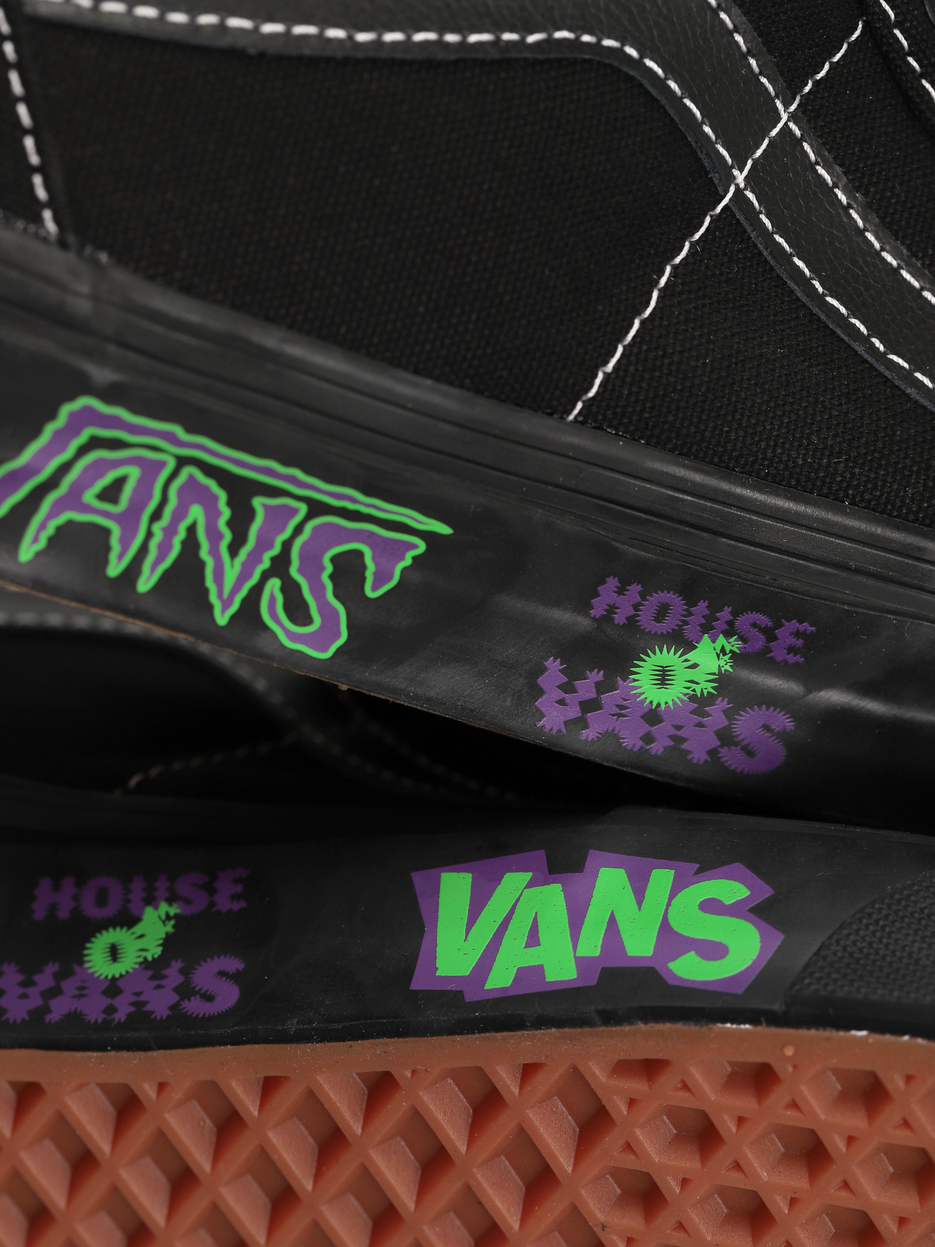Pantofi Vans Sk8 Hi (live at hov blackout)