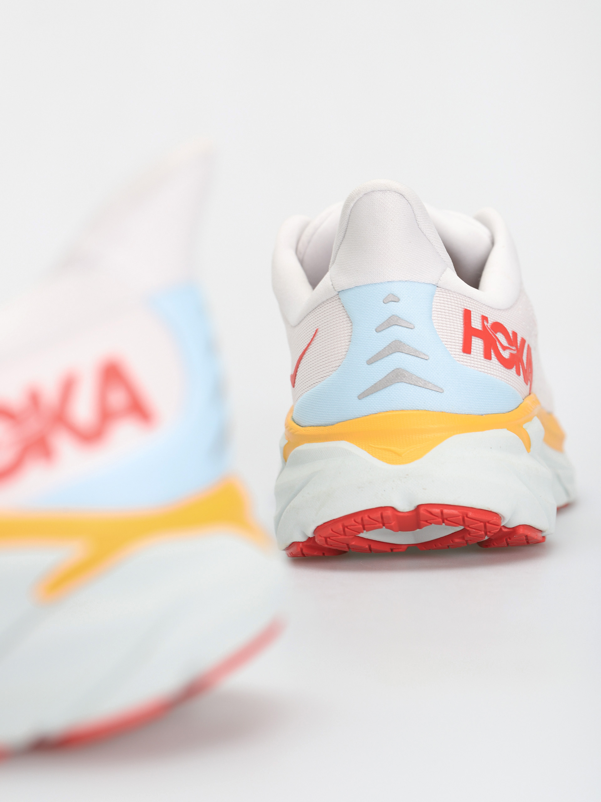 Pantofi Hoka One One Clifton 8 (nimbus cloud/blanc de blanc)