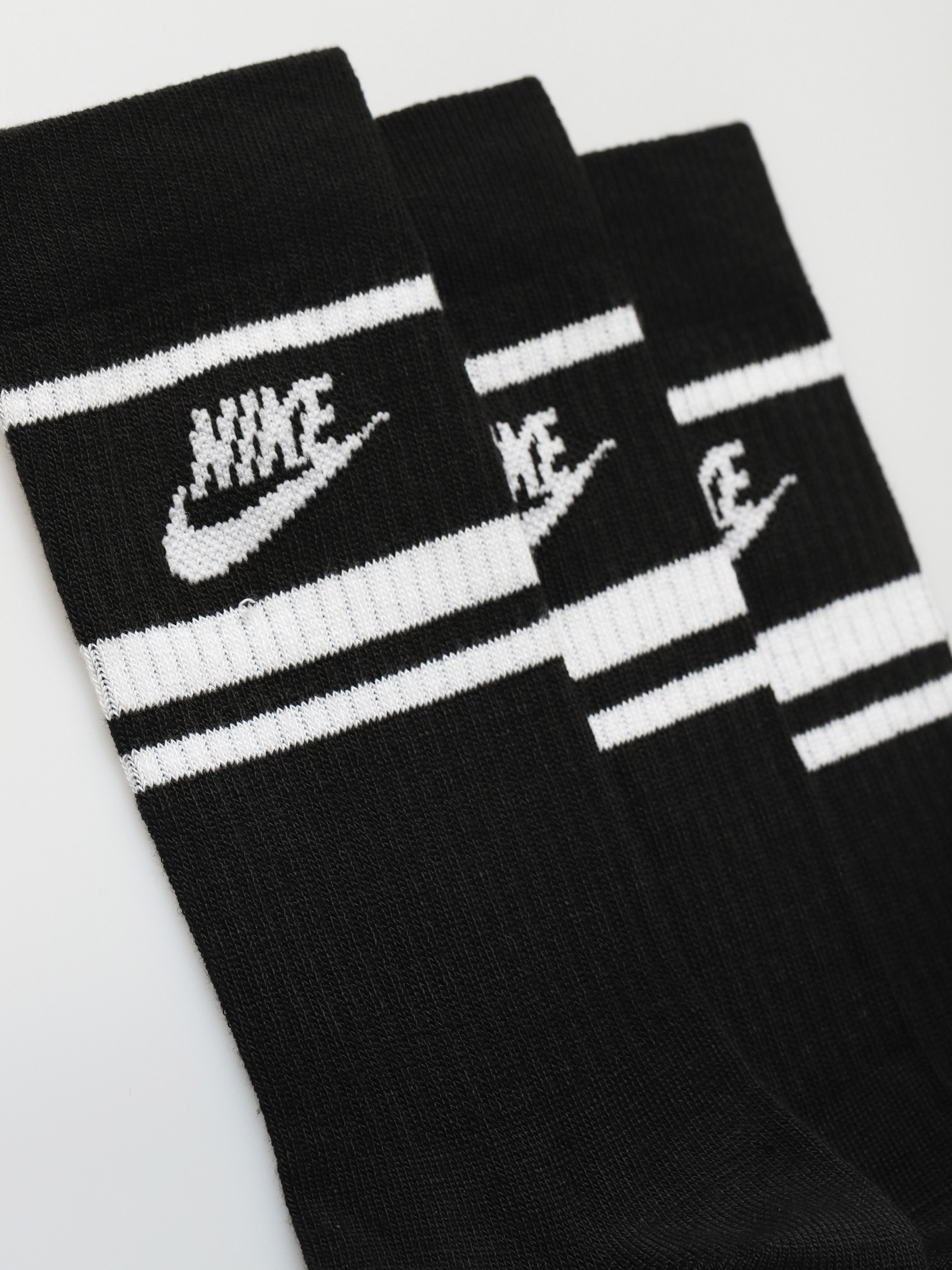 Șosete Nike SB Sportswear Everyday Essential (black/white)