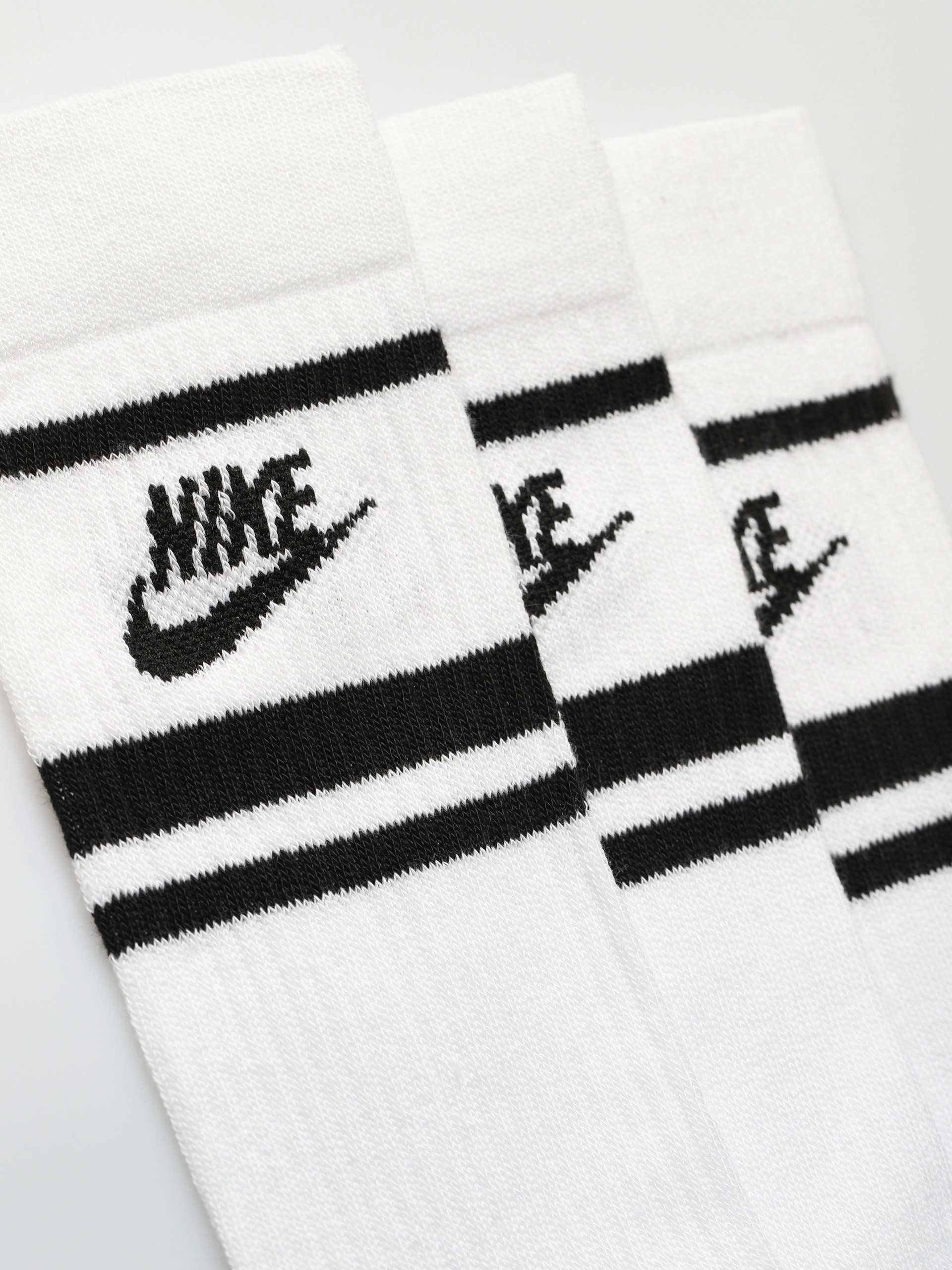 Șosete Nike SB Sportswear Everyday Essential (white/black/black)