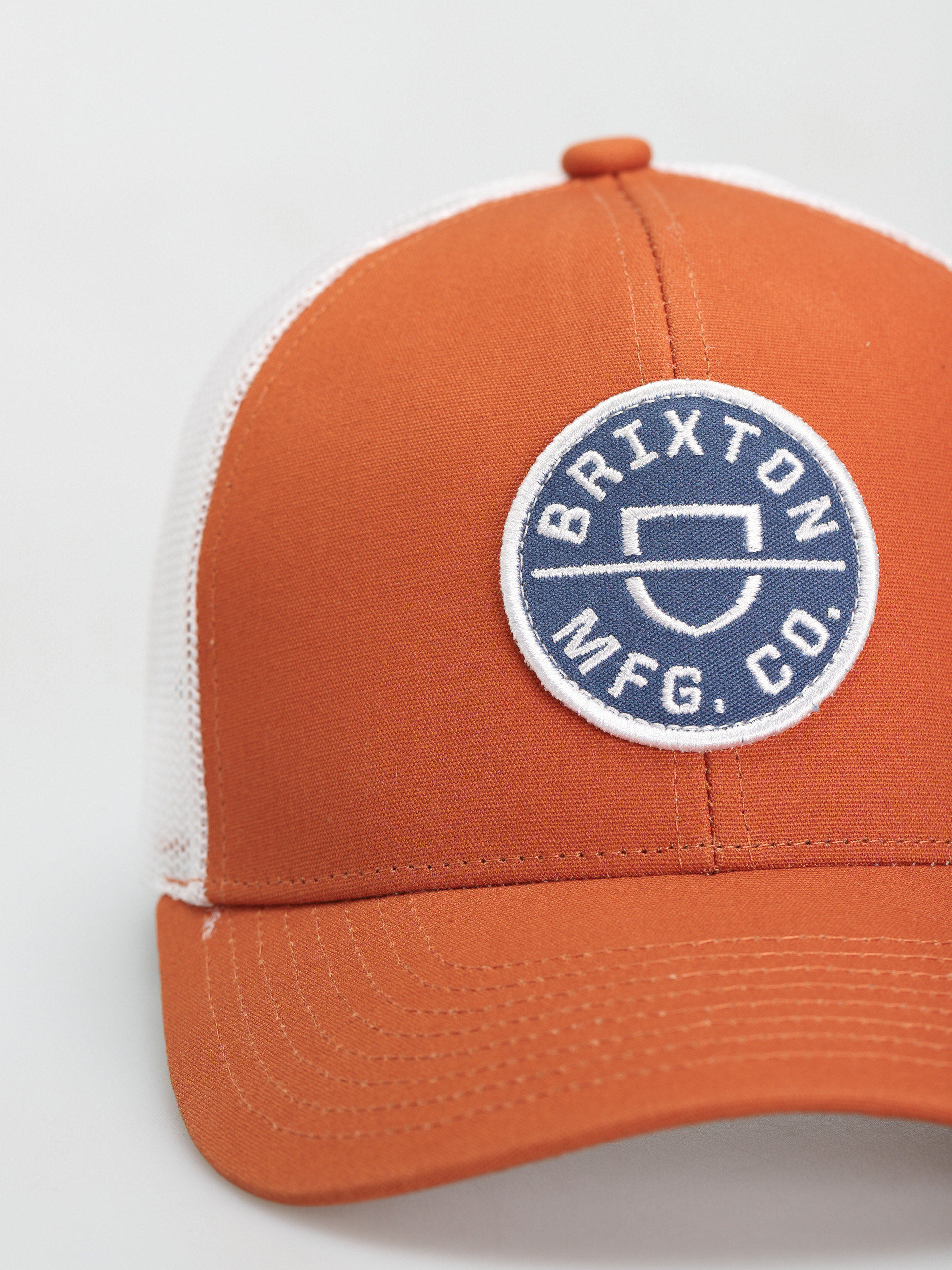 Șapcă Brixton Crest X Mp Mesh Cap (burnt orange/white)