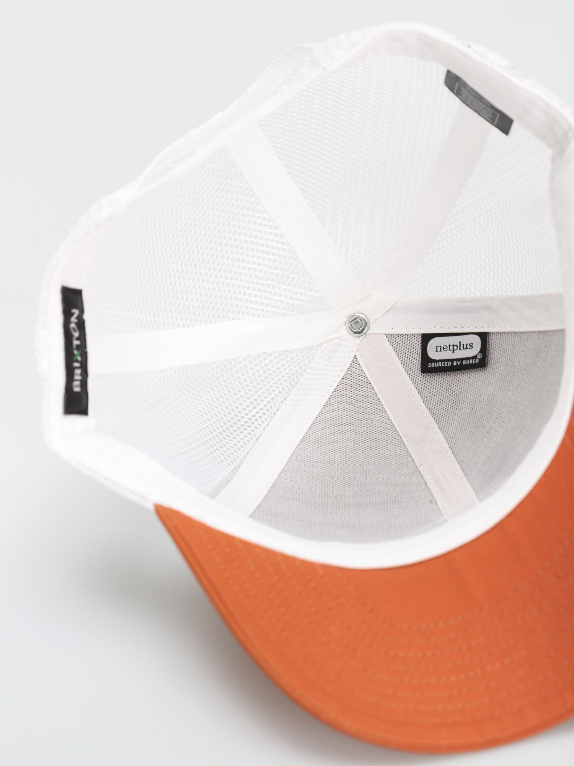 Șapcă Brixton Crest X Mp Mesh Cap (burnt orange/white)
