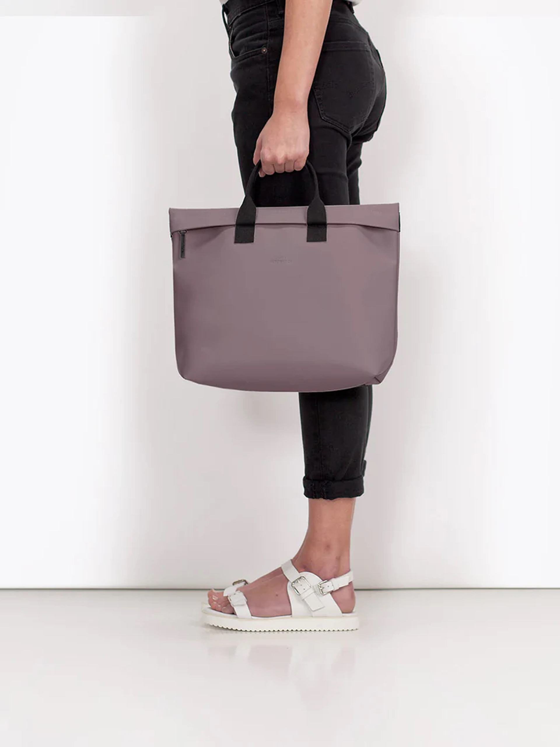 Geantă Ucon Acrobatics Eliza Lotus (grape)