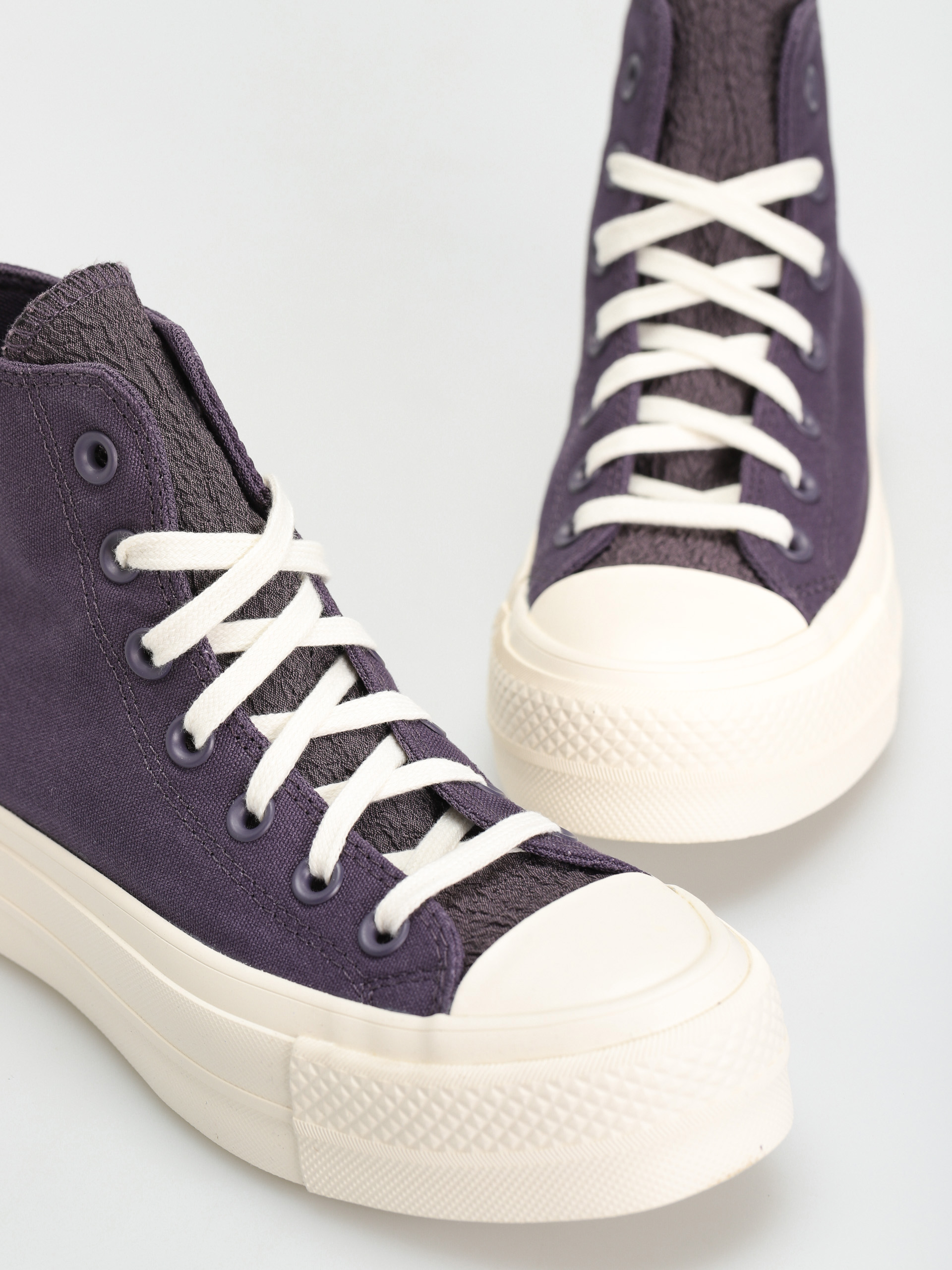 Teniși Converse Chuck Taylor All Star Lift Hi Wmn (dark raisin/dark raisin)