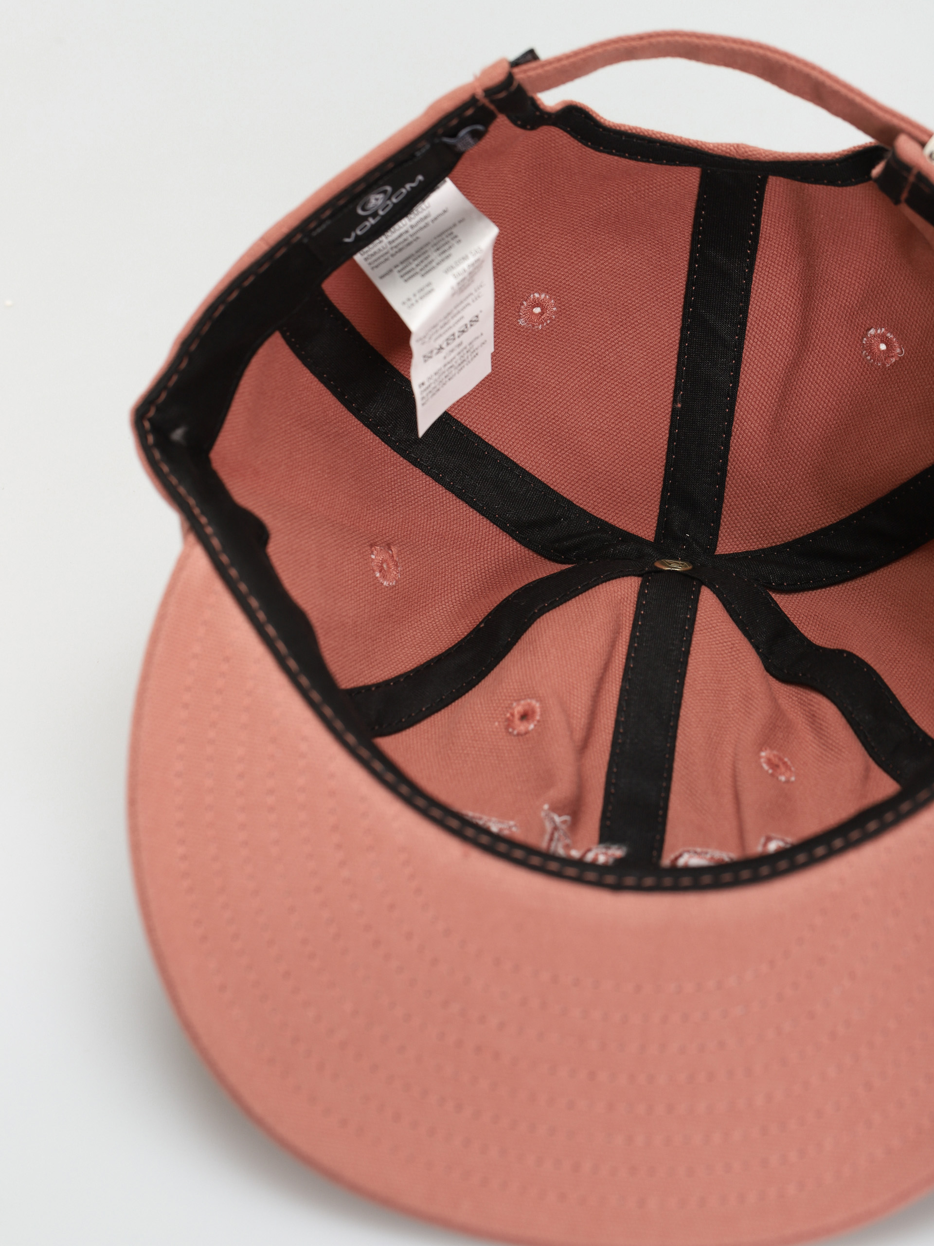 Șapcă Volcom Wonder Stone Wmn (raisin)