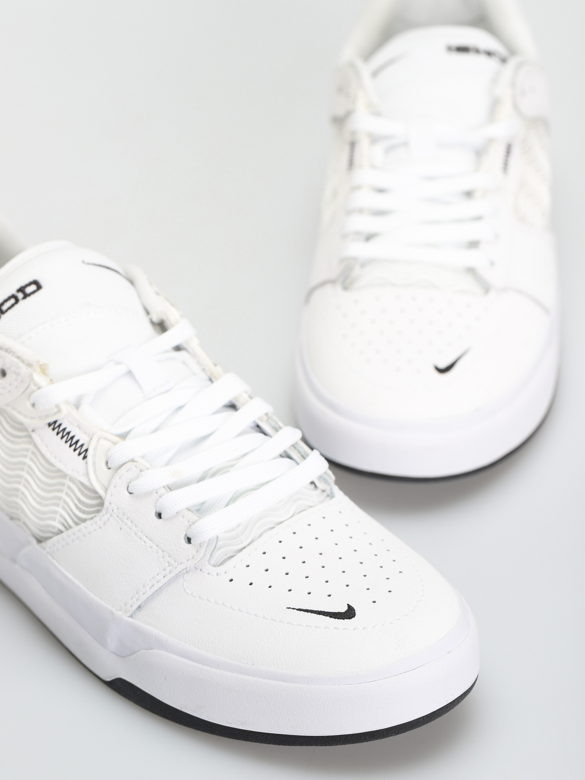 Pantofi Nike SB Ishod Prm (white/black white black)