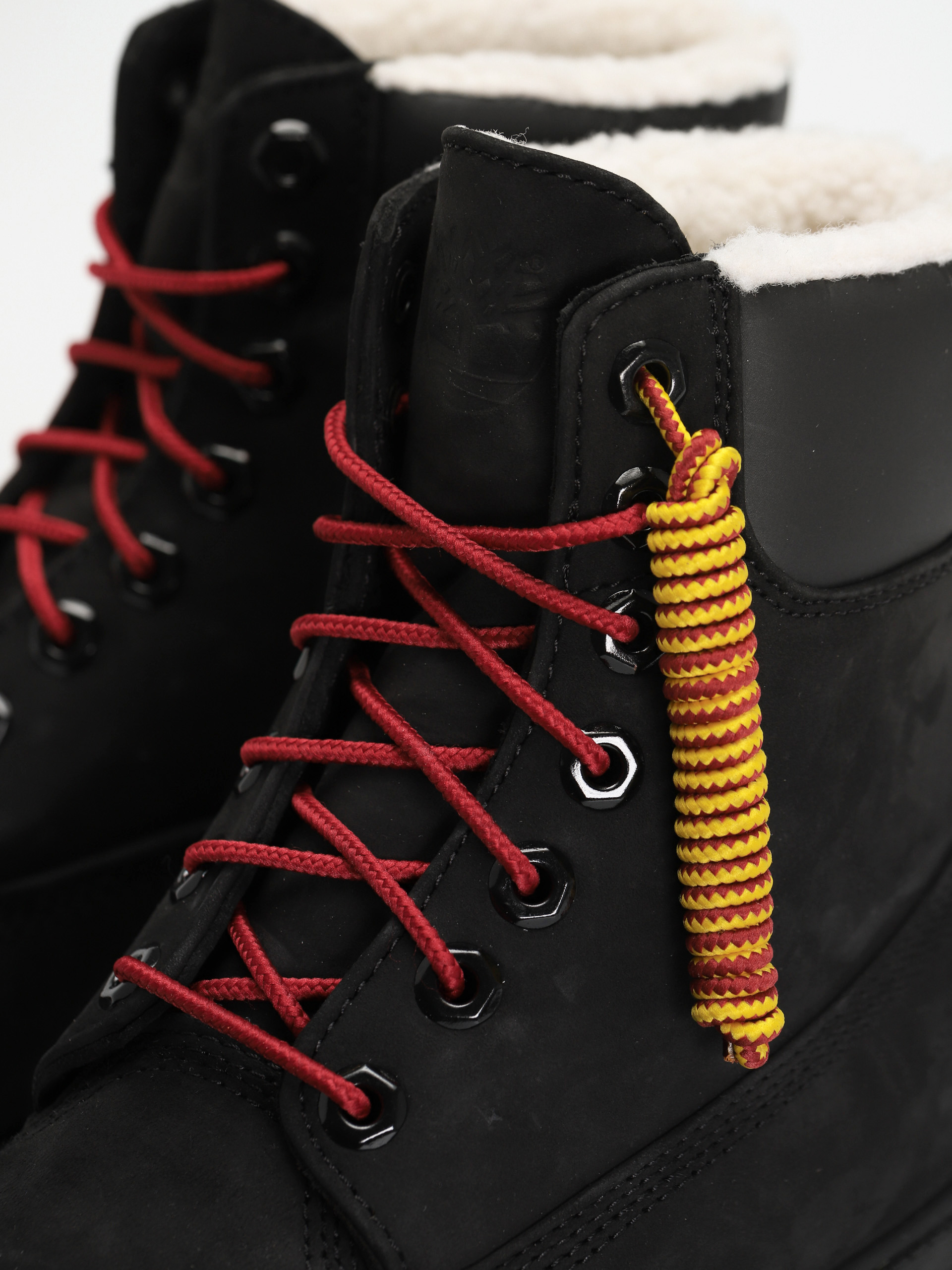 Pantofi Timberland 6 In Premium Fur/Warm Lin (black nubuck/red)