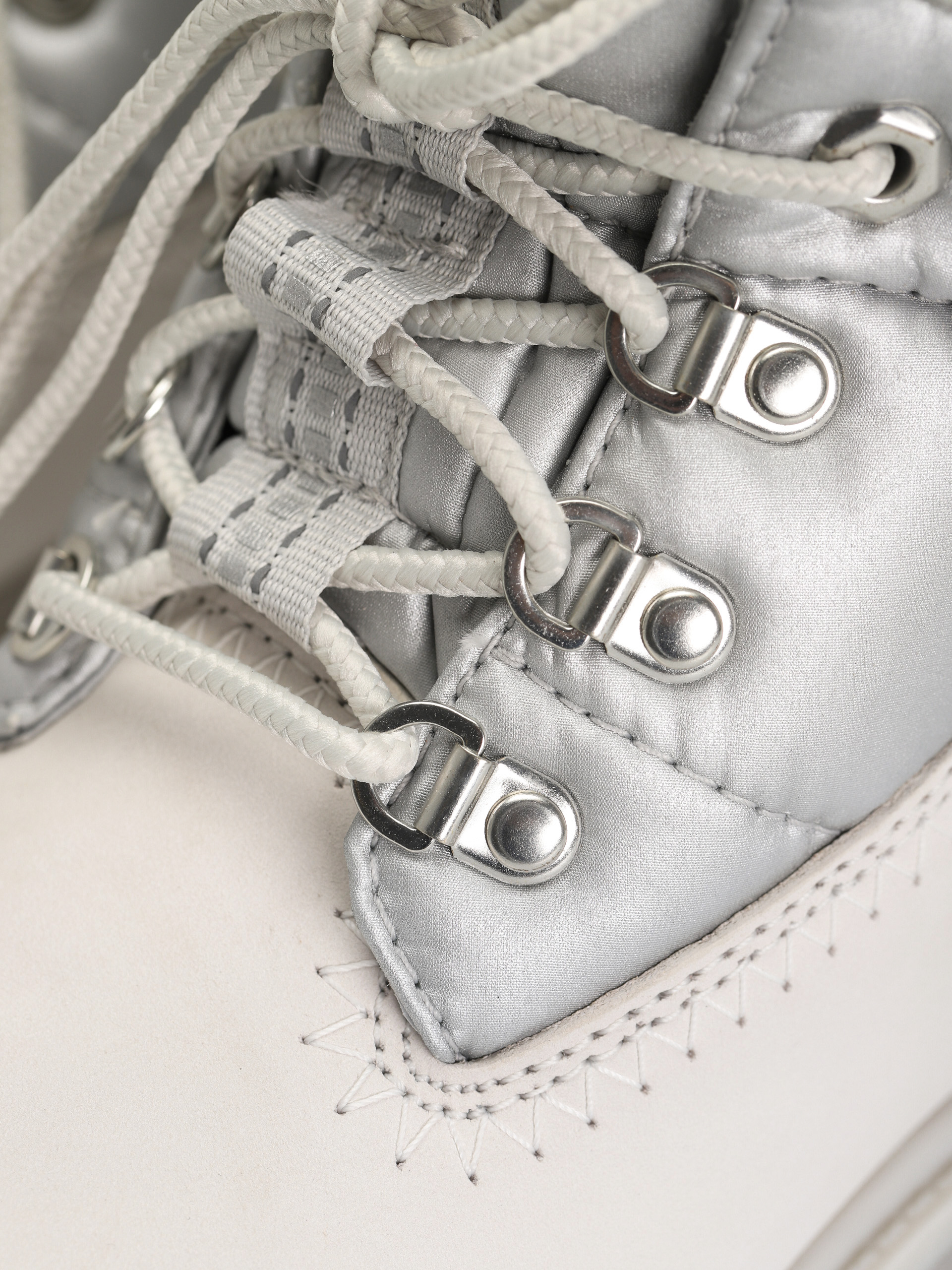 Pantofi Timberland 6 Prem Puffer Bt Wp Wmn (white nubuck/silver)