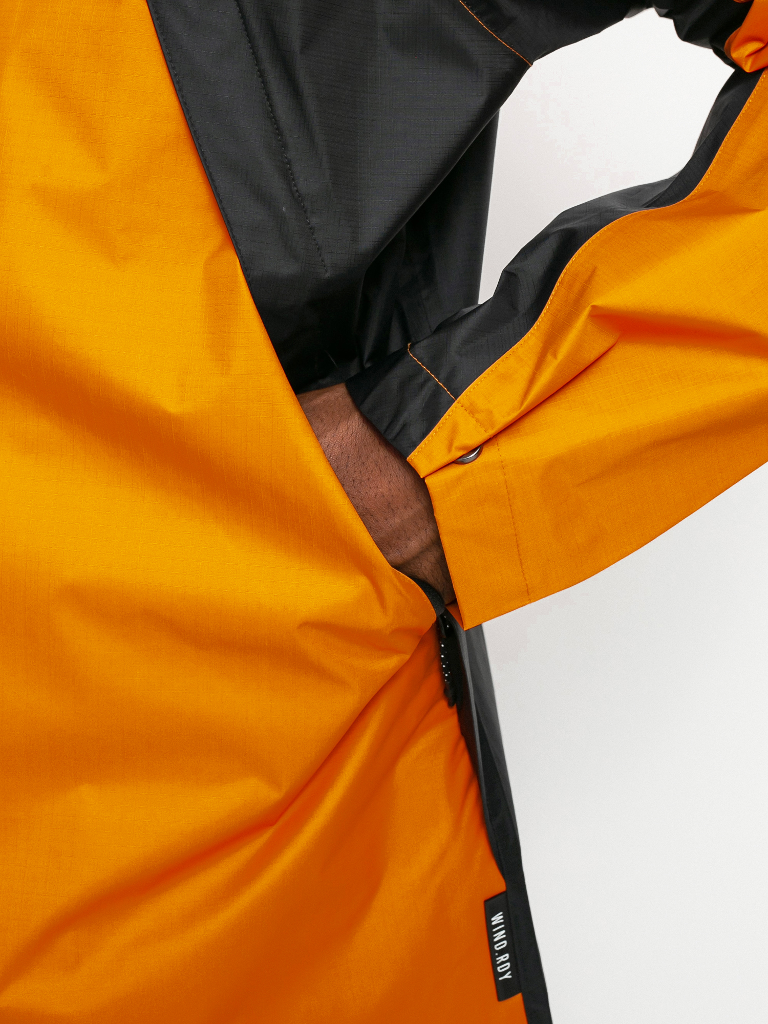 Geacă adidas Tech Shell (black/focora)