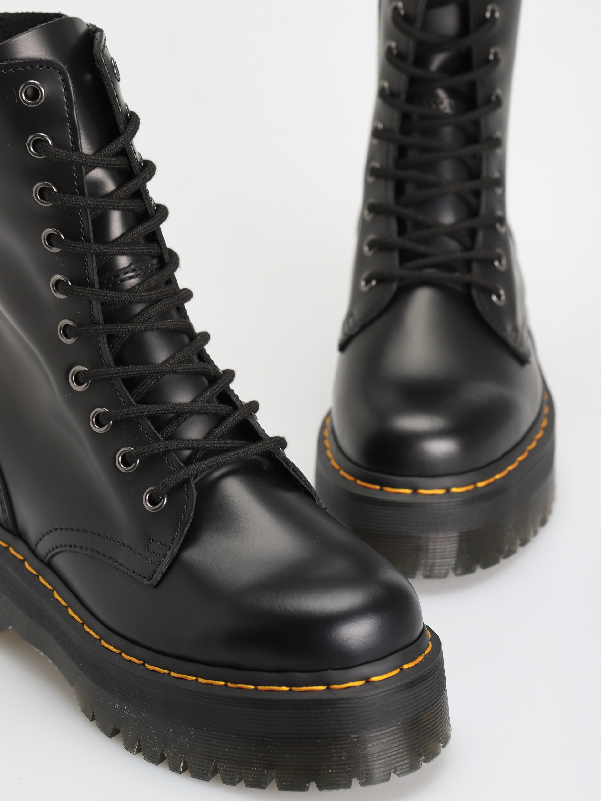 Pantofi Dr. Martens Jadon Hi Wmn (black polished smooth)