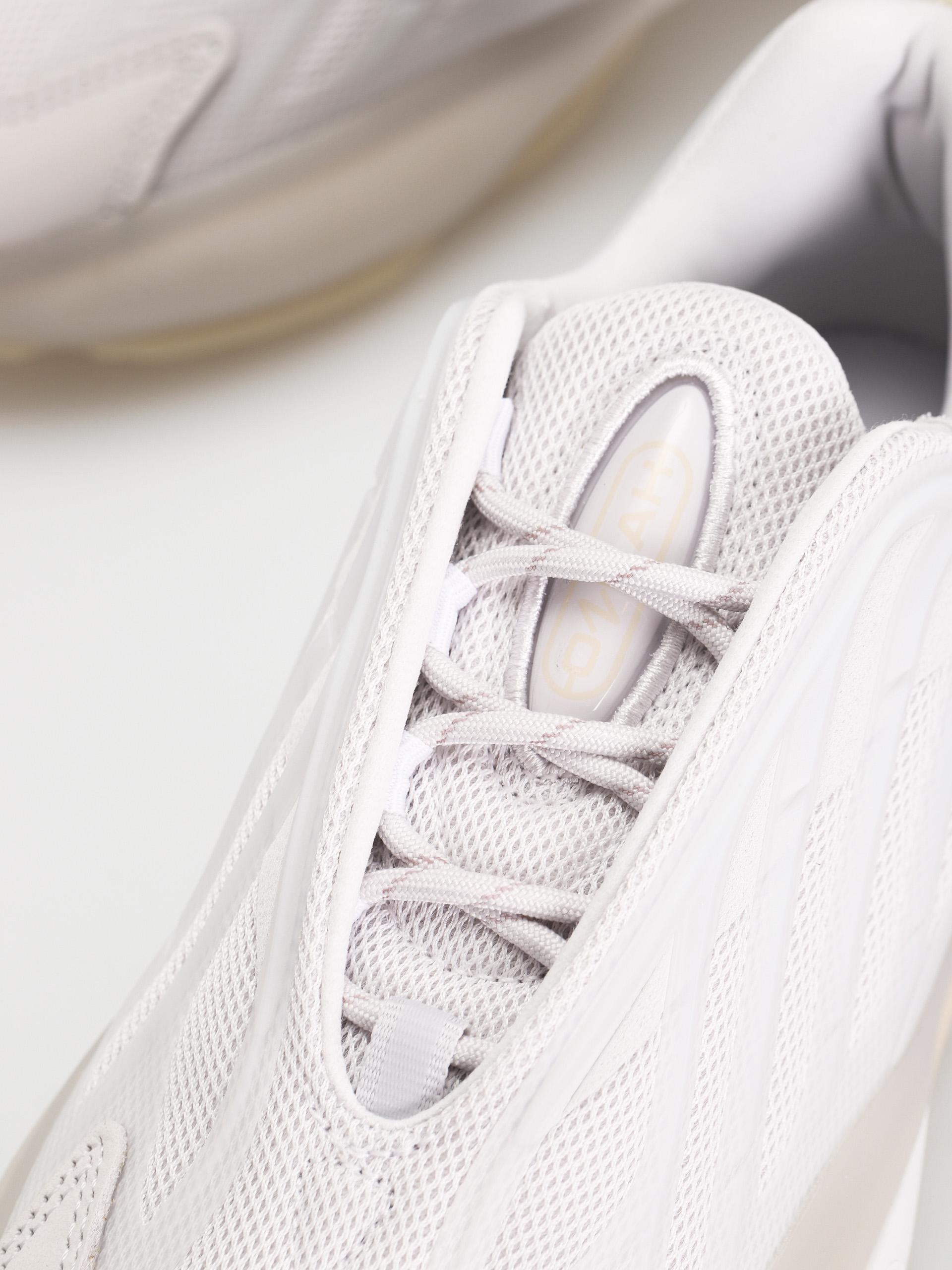 Pantofi adidas Originals Ozrah Wmn (dshgry/dshgry/ecrtin)